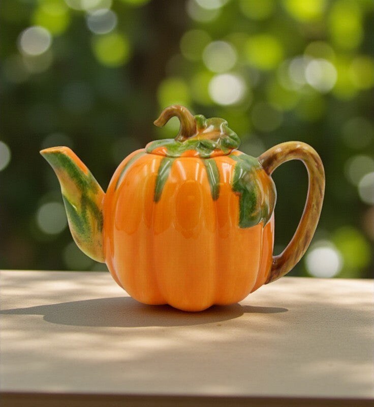 Ceramic Pumpkin Teapot for Pumpkin Spice Lovers, Gift for Her, Gift for Mom, Tea Party D&#xE9;cor, Caf&#xE9; D&#xE9;cor, Fall Thanksgiving Decor