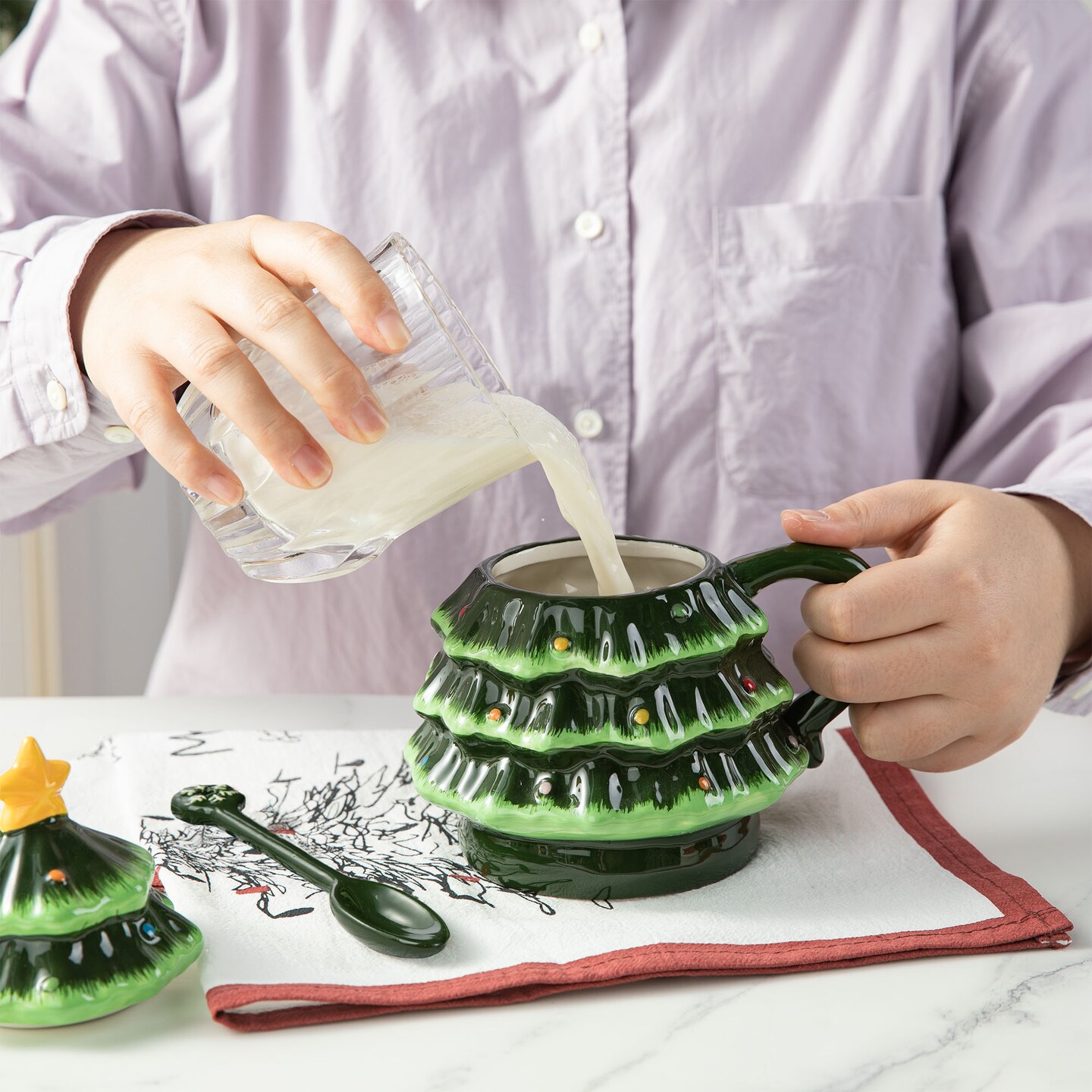 Christmas Ceramic Mug with Lid and Spoon