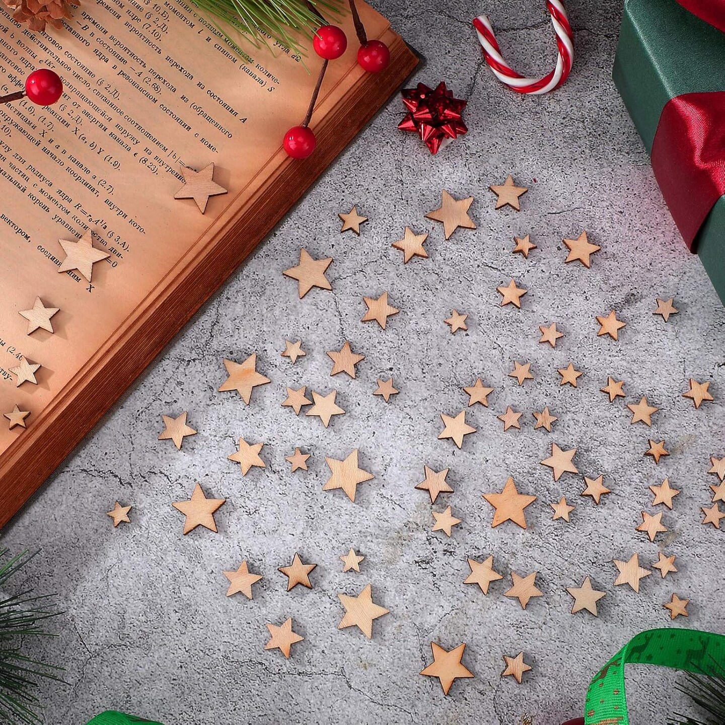 800 Pieces Christmas Small Wooden Stars Blank Wooden Star Slices Mini Star Embellishments Assorted Size Wooden Star Ornament for DIY Christmas Craft Making Supplies