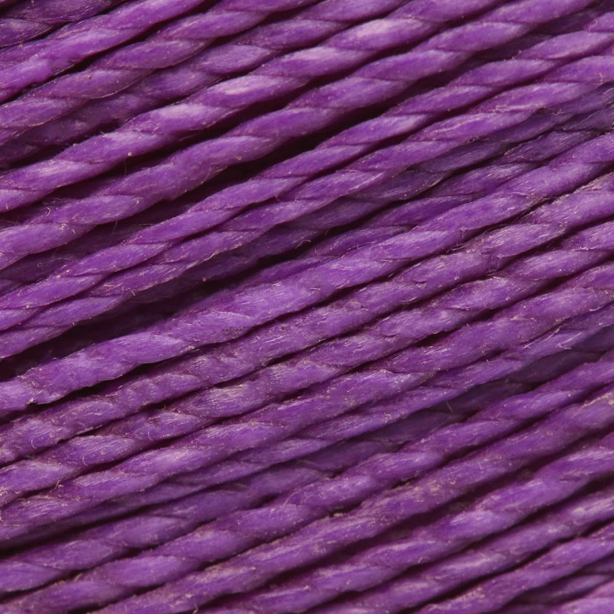The Beadsmith Waxed Brazilian Cord, 0.7 mm Diameter, Light Wax, 15 Yards (13.7 m)