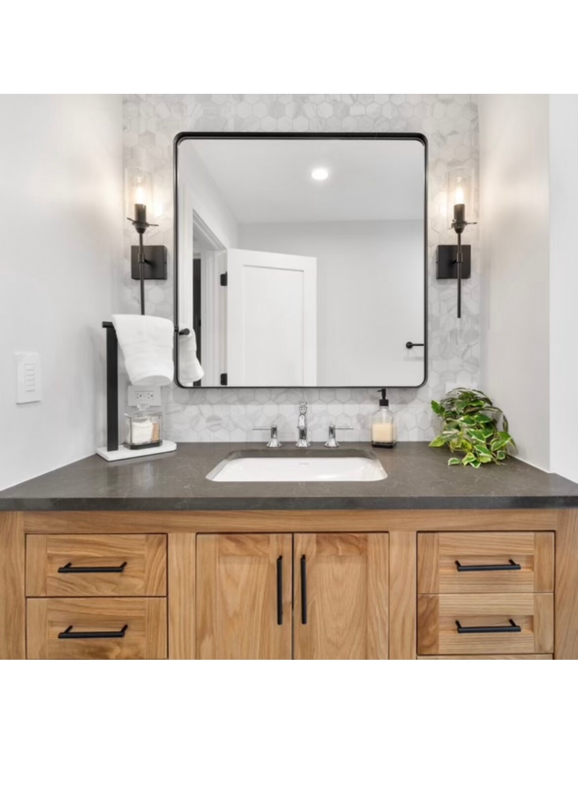 White Oak Single Bathroom Vanity with Shelf product 2