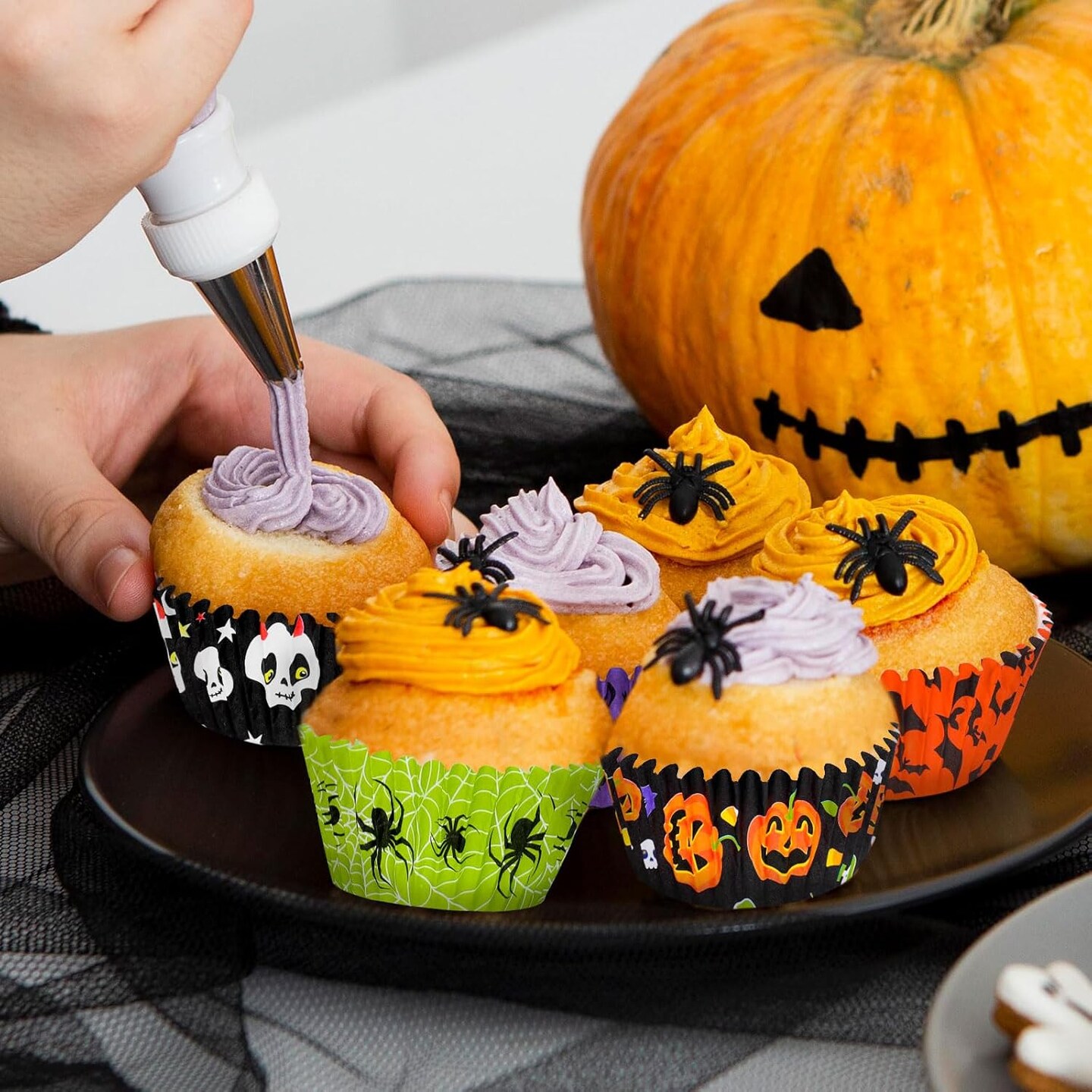 600Pcs Halloween Cupcake Liners Pumpkin Witch Legs Bats Ghosts Spiders Skulls Cupcake Wrappers Baking Cups Holders Muffin Baking Liners for Halloween Party Supply