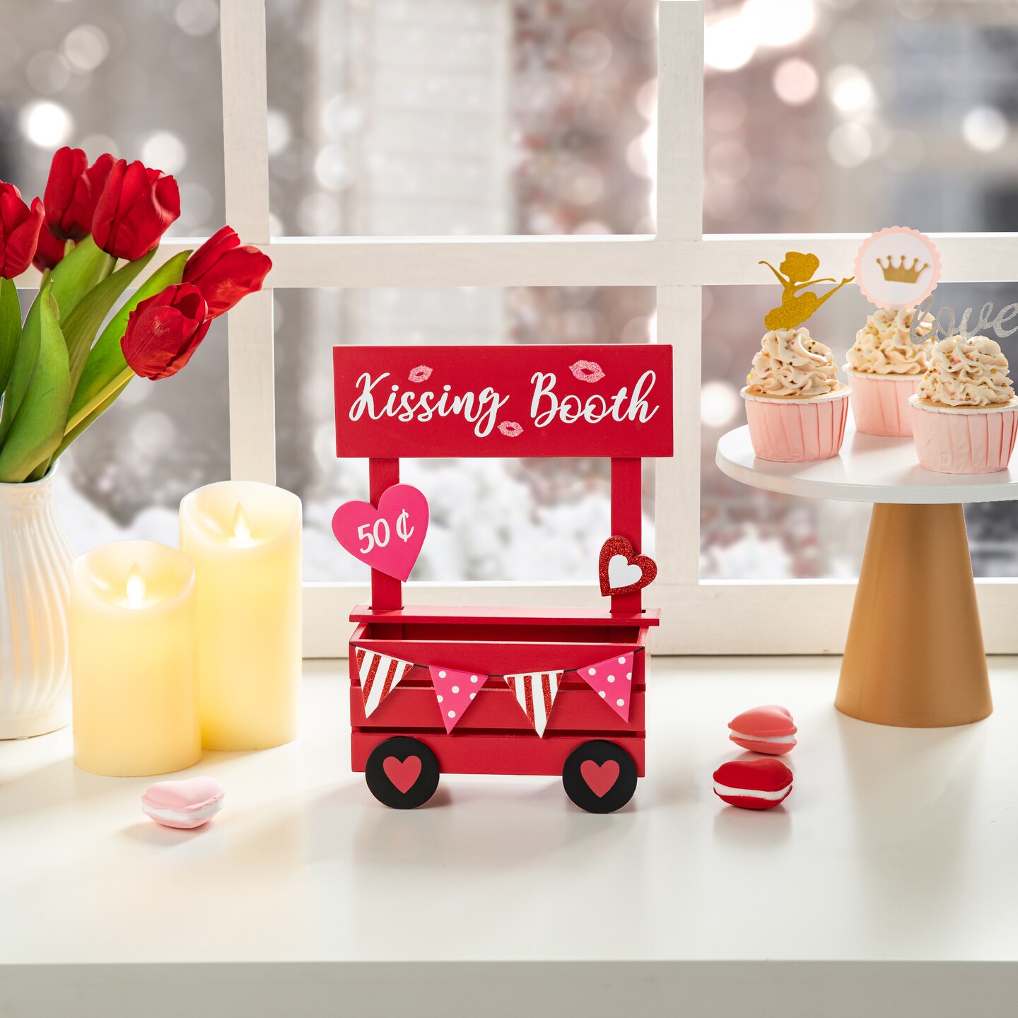 10&#x22;H Valentine&#x27;s Wooden KISSING BOOTH Table Decor