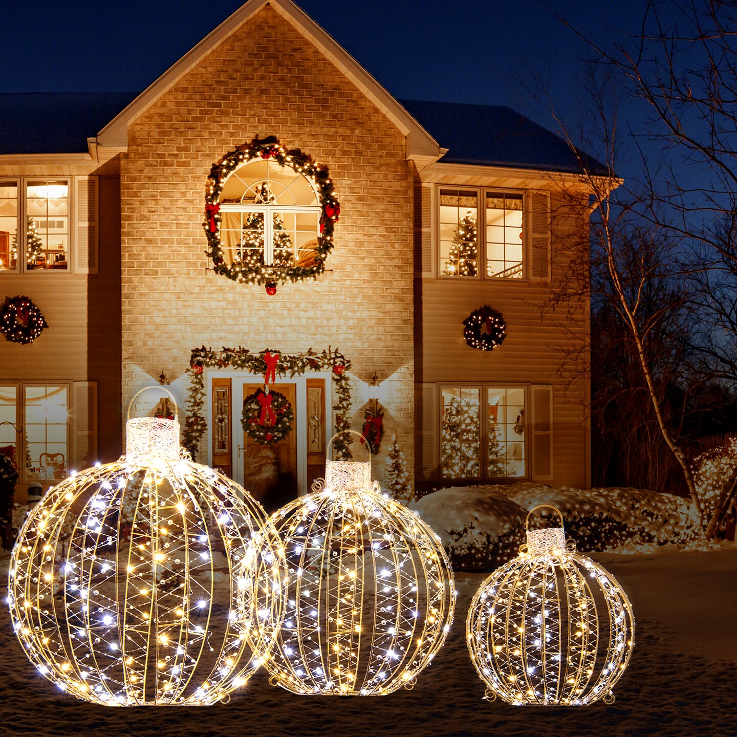 Costway 3 Pack Christmas LED Light Balls Outdoor Hanging Light Spheres w/360 Lights