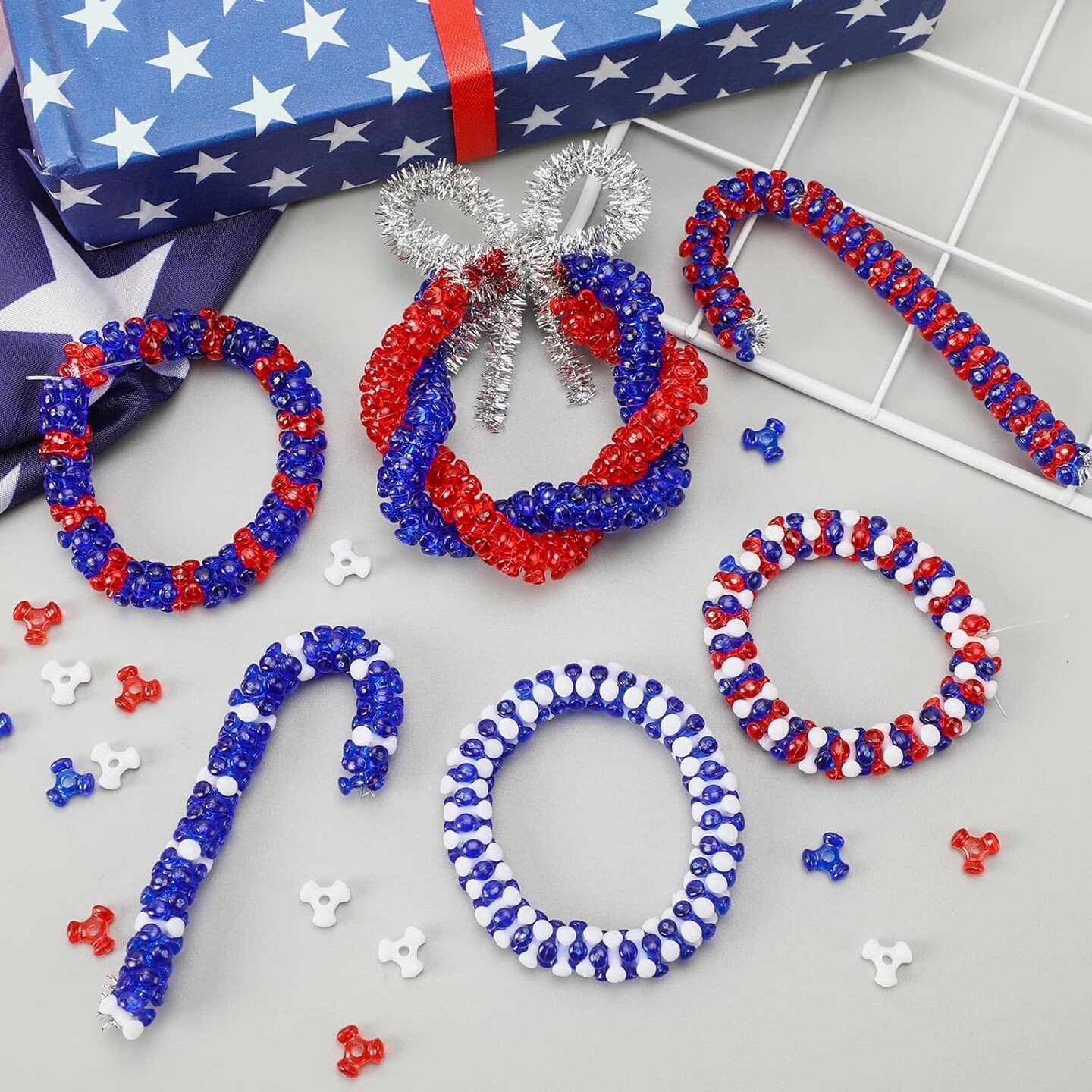 4th of July Tri Beads, 1200Pcs Plastic Red White Blue Tri-Shaped Beads for Jewelry Making Patriotic Crafts Independent Day DIY Necklace Bracelets Hair Beads