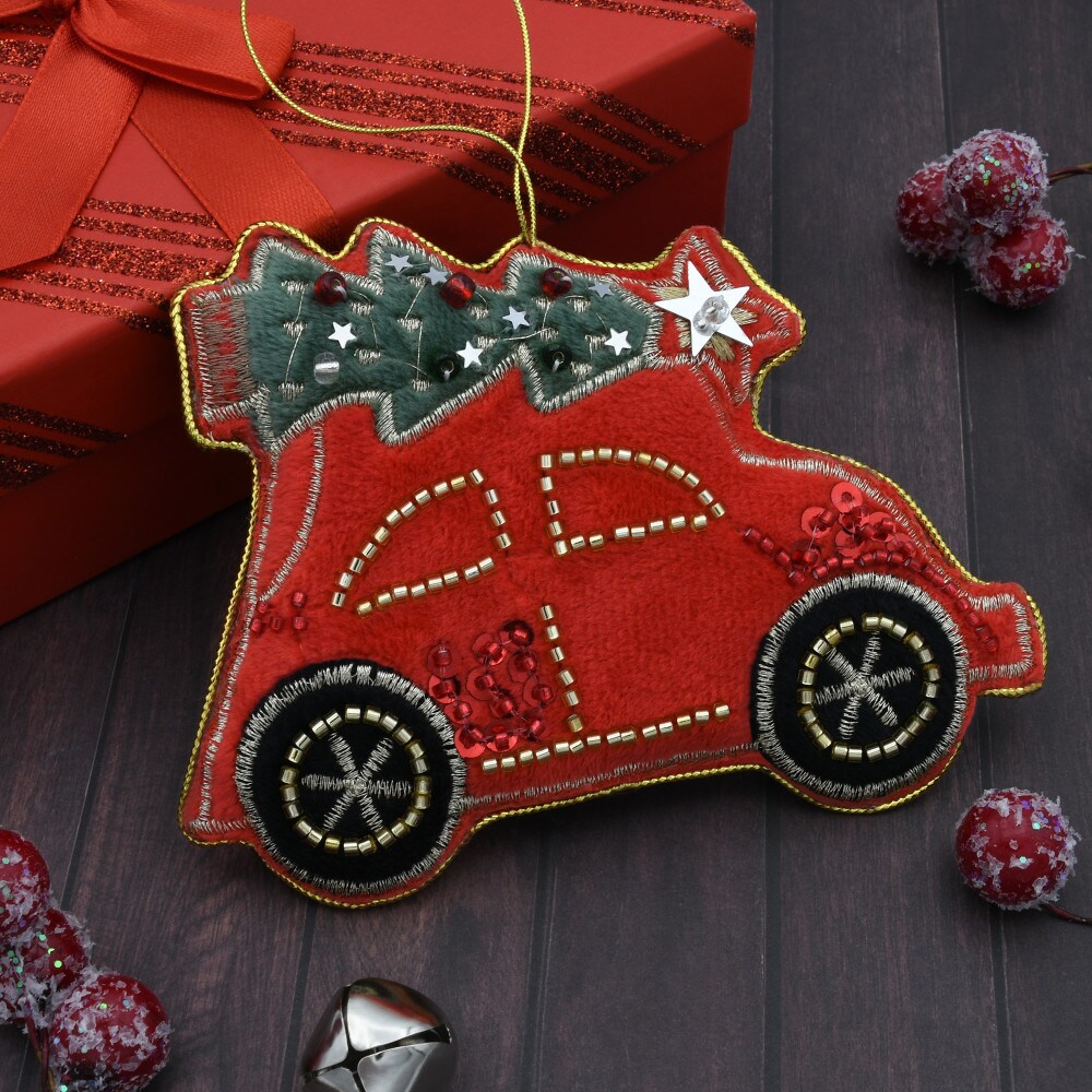 Gloria Duchin Christmas Punch Buggy Ornament
