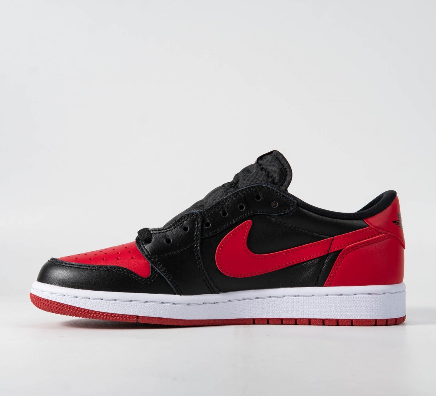Air Jordan 1 Retro Low Bred | MakerPlace by Michaels