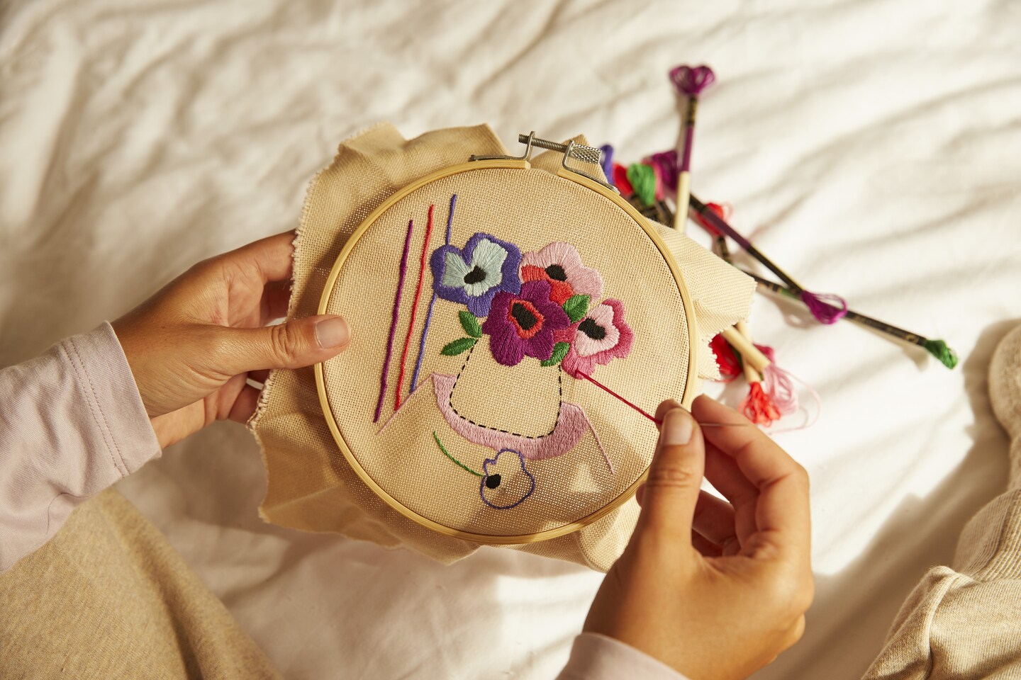 DMC Mindful Making Embroidery Duo Kit-Peaceful Breeze Anemone