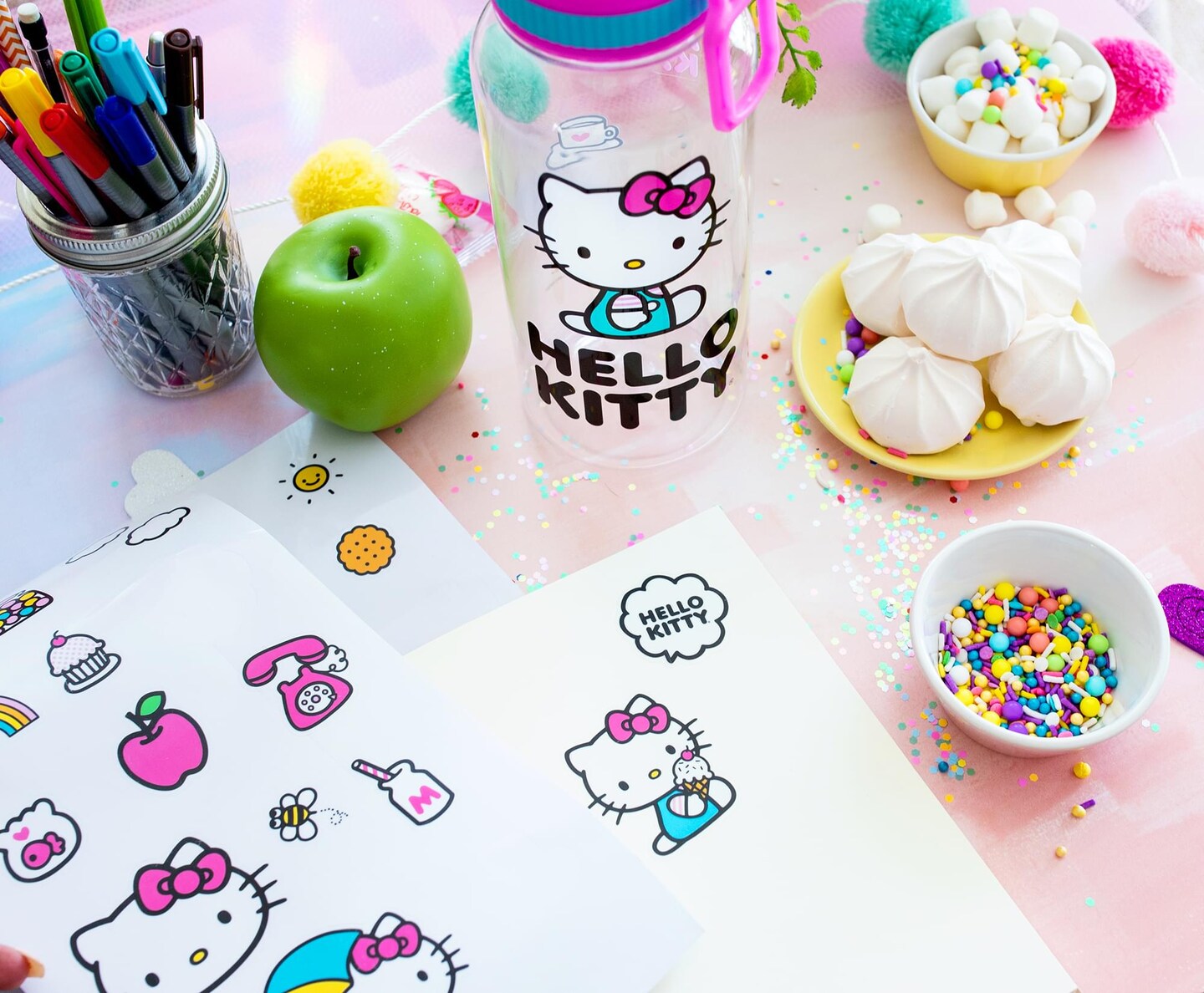 Sanrio Hello Kitty Icons Water Bottle - Thumbnail 4