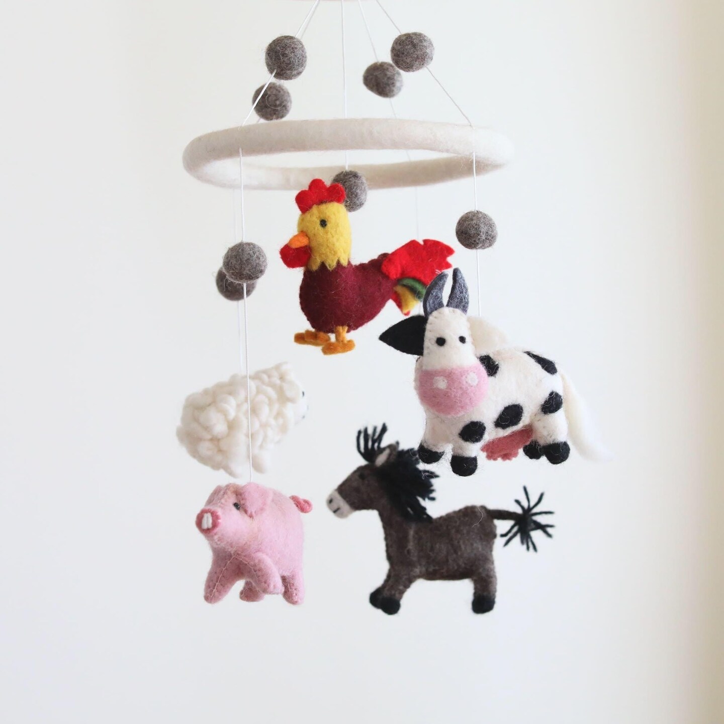 Farm Animal Baby Mobile, Barnyard Mobile, Nursery Decor, Baby Shower's Gift, Felt Cow, Felt