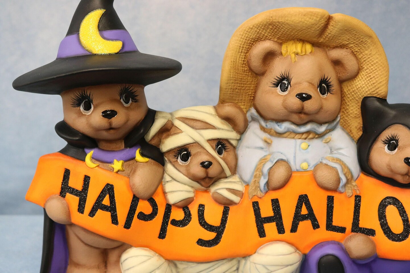 ◆ハーバリウム　369 happy Halloween *.:。✿*゜ Happy Halloween Sign, Hand Painted Ceramic Bear, Bear Witch, Bear