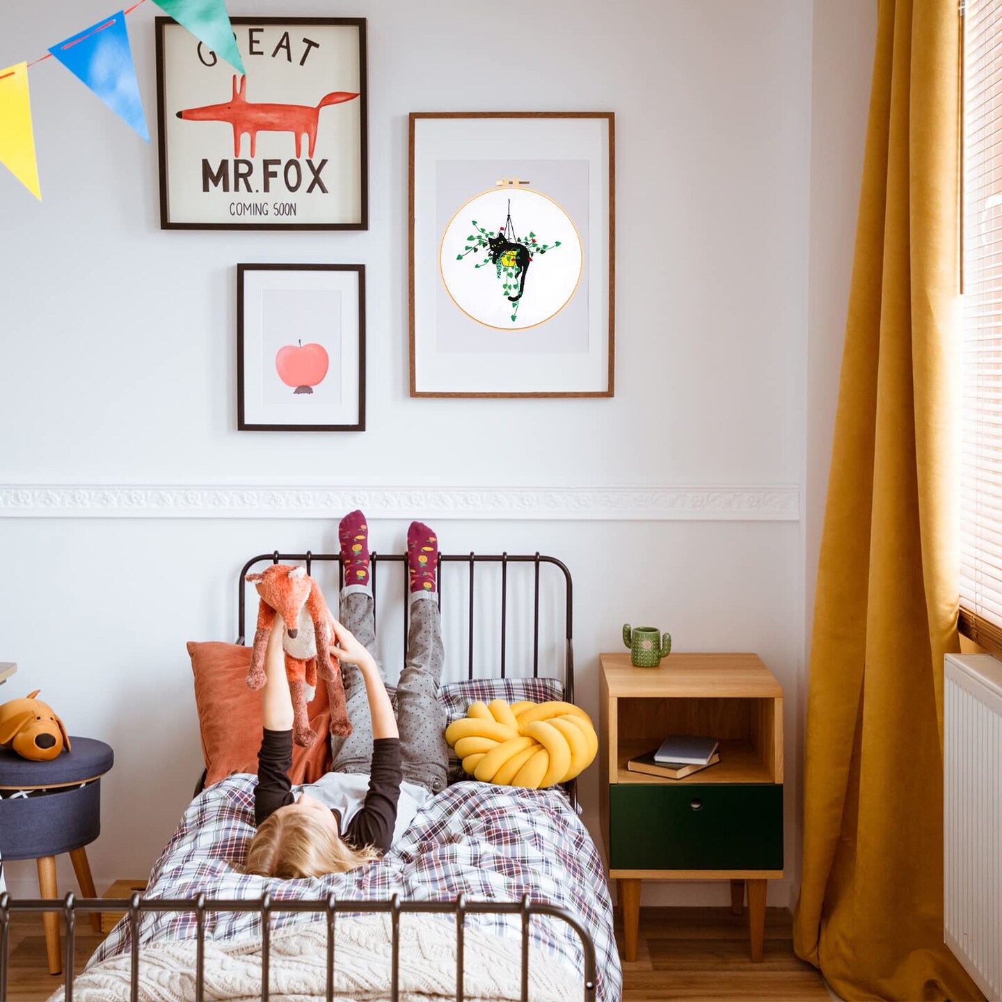 Louise Maelys Embroidery kit for Beginners,Cat Stamped Pattern Cross Stitch Kits for Adult Including Cloth,Hoop,Color Threads,Needles and Instruction