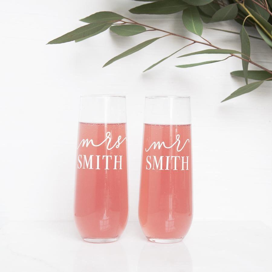 Set of 2 Personalized Mr and Mrs Stemless Flutes, Champagne Flutes, Wedding Gift, Custom Gifts, Wedding Toast, Couples Gift, His and Her