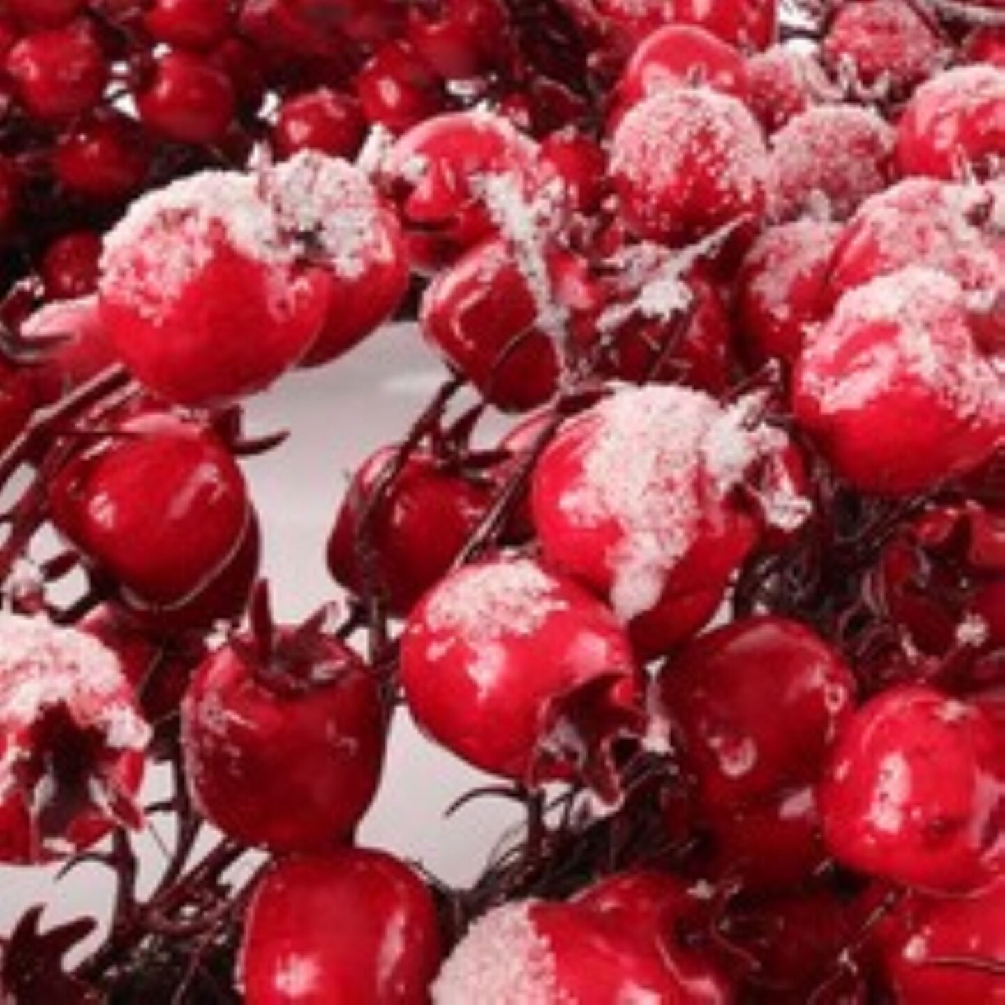 6-Pack 22&#x22; Red Frosted Berry Wreath - 22-Inch Iced Hawthorn Twig Berries Holiday Decorative Winter Christmas Berry Wreaths for Front Door, Fireplace, Mantel, Xmas D&#xE9;cor - Christmas Berry Wreath