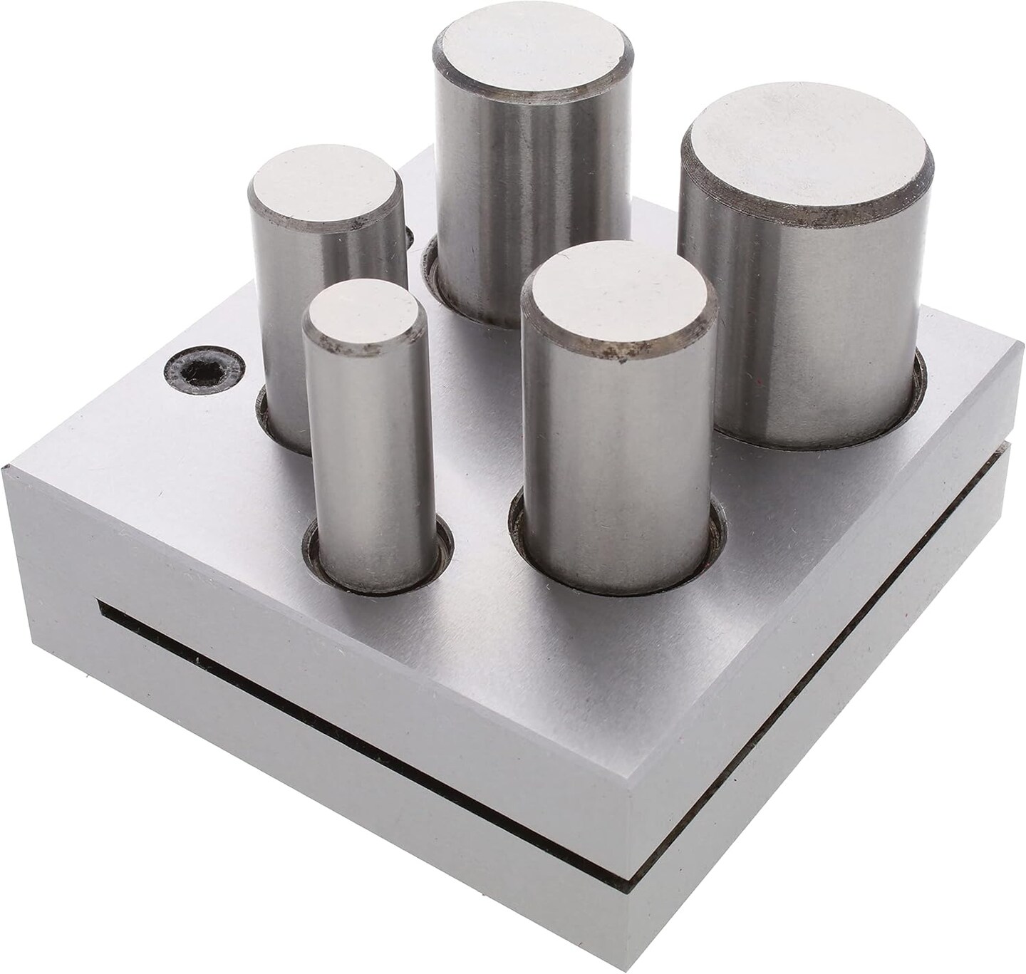 The Beadsmith Steel Disc Cutter Set Includes 4 Punches & Die. Tool for Cutting Corners from: 1/4", 1/2" & 1" Curves & 3/16" x 3/4" Oval Slot Punch. Use Soft Metal Sheet up to 20-24 Gauge & Thinner