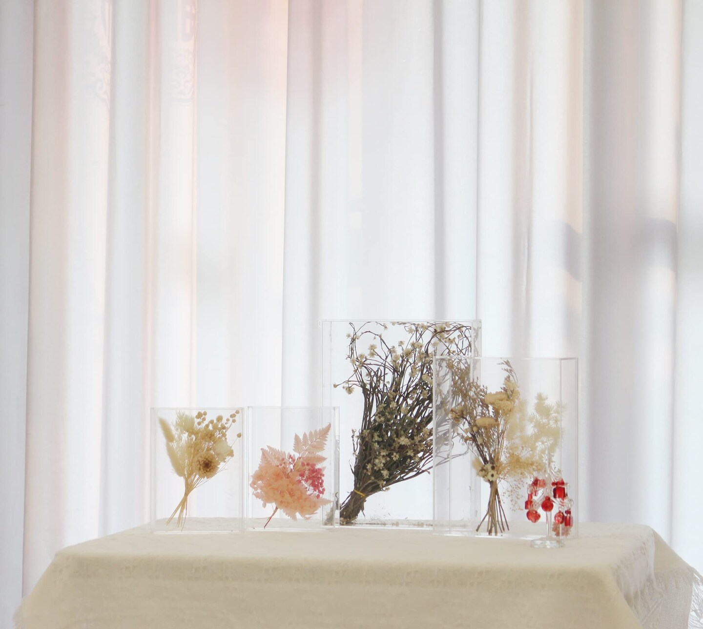 MarccTipton 5x7 Shadow Box Frame, Acrylic Photo Picture Frame, DIY Tabletop Display Case, All Clear Memory Box for Dried Flowers/Kids Room/Birthday/Wedding/Party/Shop Decor (1.1” Interior Depth)