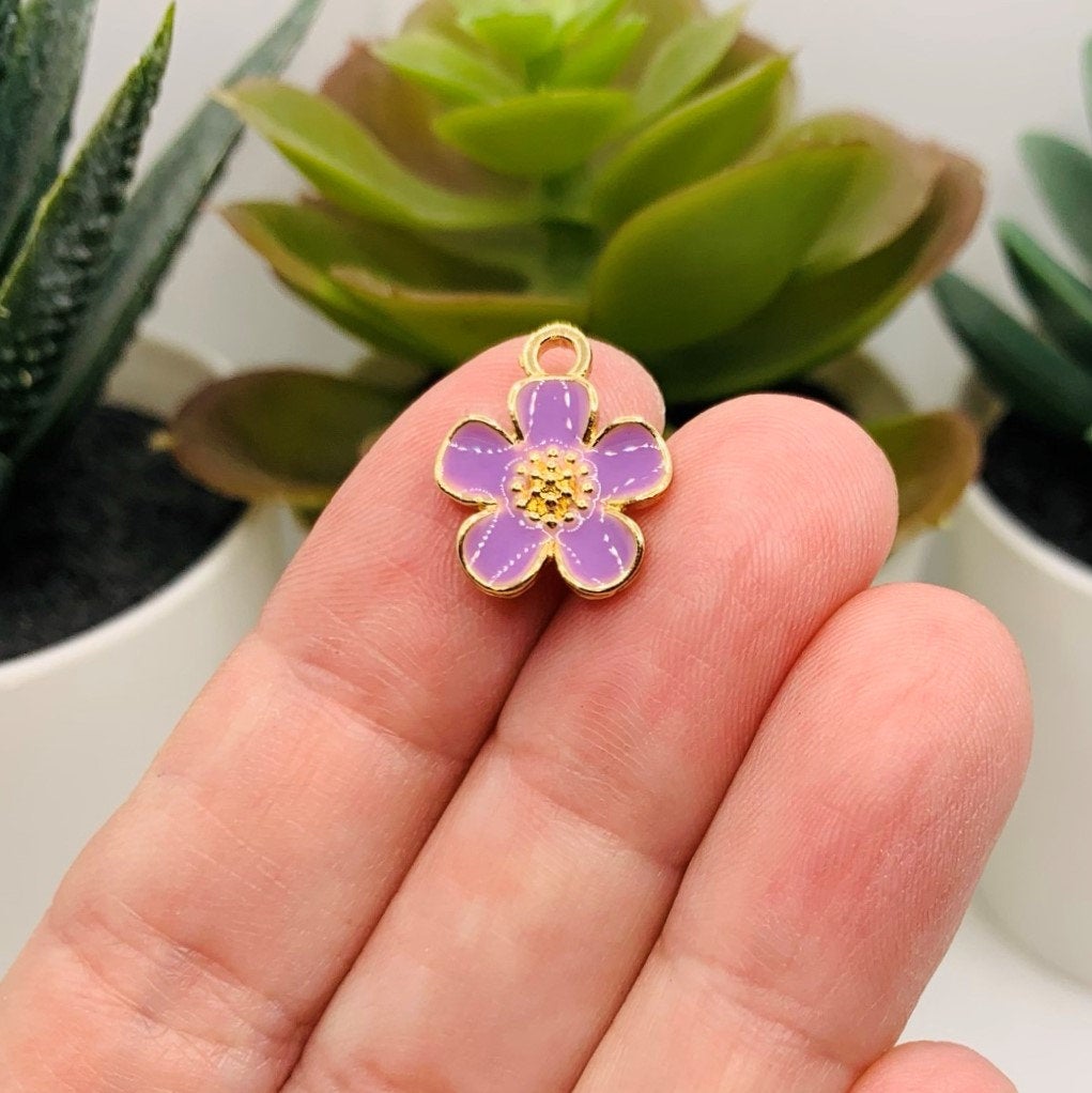 4, 20 or 50 Pieces: Purple and Gold Flower Charms