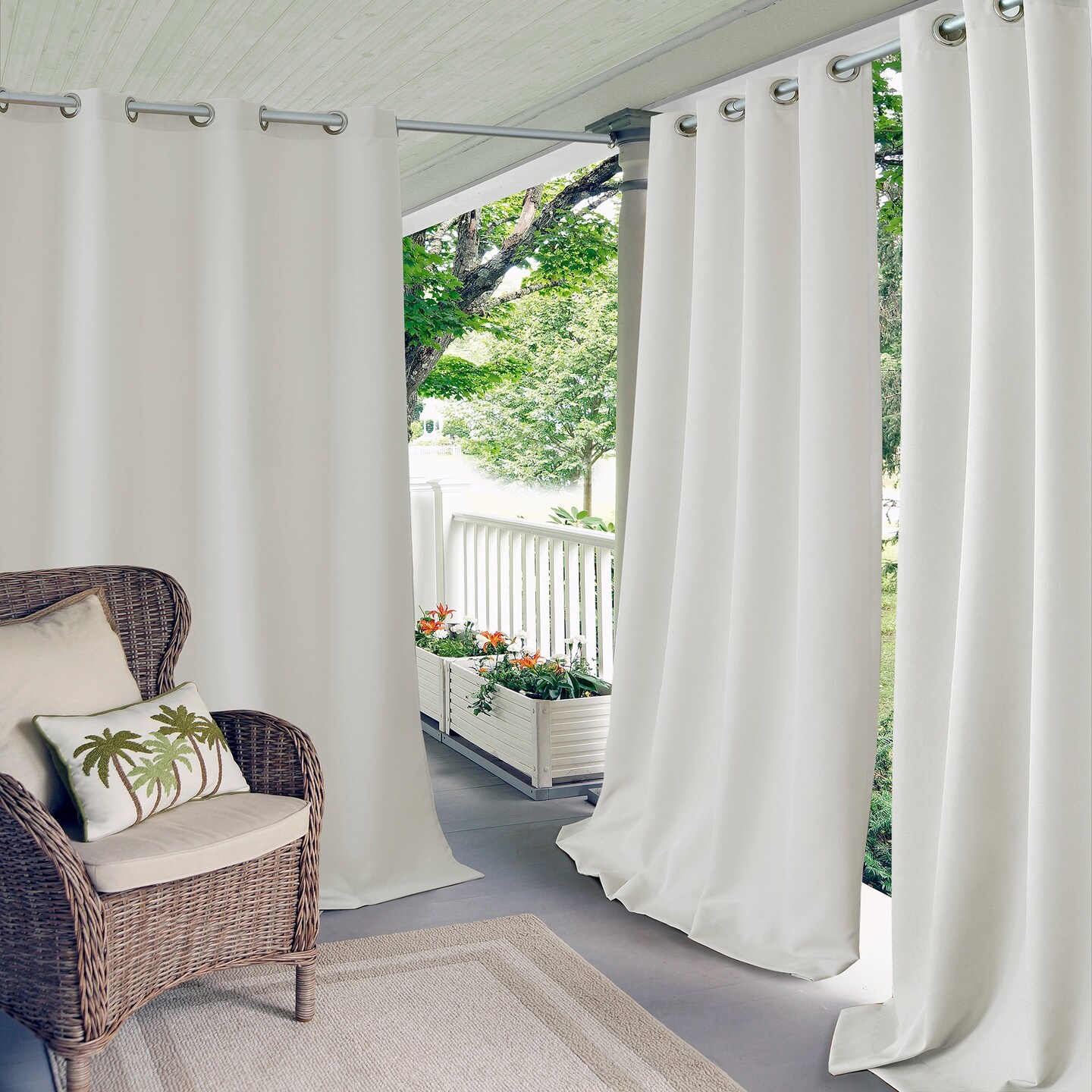 Threadmade Home Connor Solid Indoor/Outdoor Window Curtain, White - 52"W x 84"L