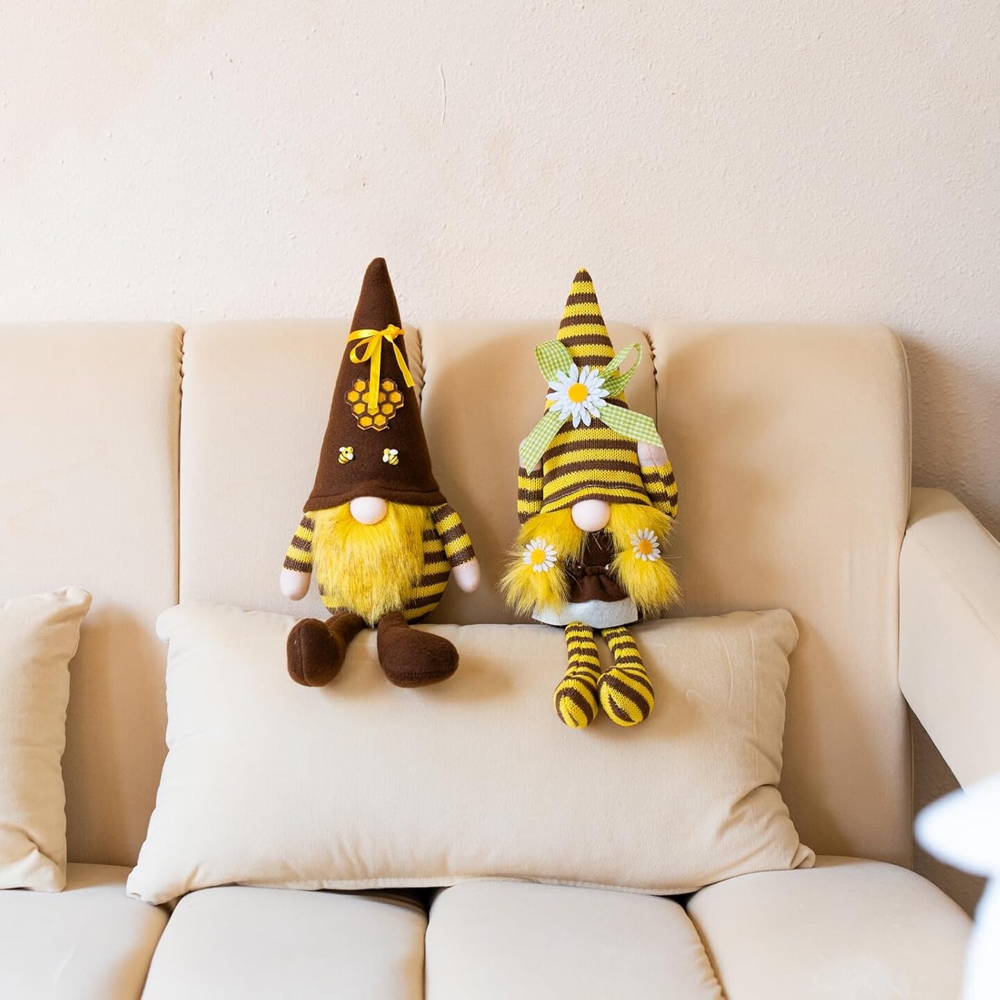 Large Bumble Bee Gnomes Plush - Handmade Honey Bee Swedish Dwarf Doll Spring Home Decor, Farmhouse Kitchen Party Ornaments World Bee Day Decorations Gifts