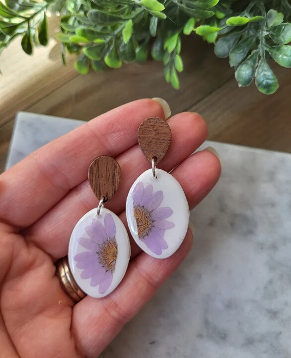 New Bohemian Matte Golden Flower Earrings For Women Girls Fashion Long Drop Earrings Small Daisy Tassel Jewelry Engagement Gifts