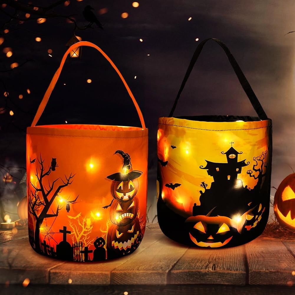 Halloween Candy Bucket with LED Light Trick or Treat Bags Halloween Bakset Reusable Pumpkin Candy Baskets Tote Bag for Kids Party Supplies Favors