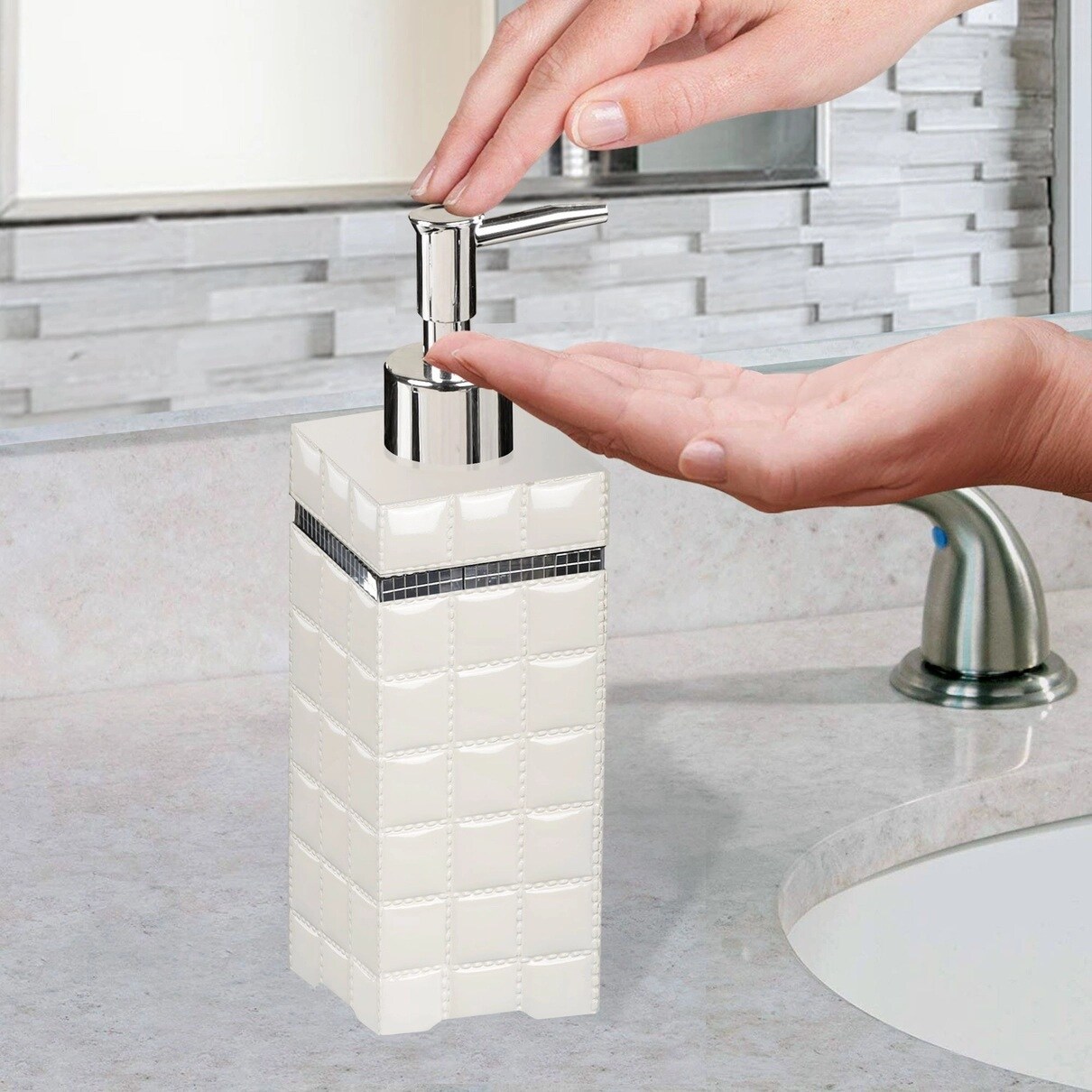 White Resin Liquid Soap Dispenser Pump Bottle | Bathroom & Kitchen | Holds Soap, Lotion & Sanitizer