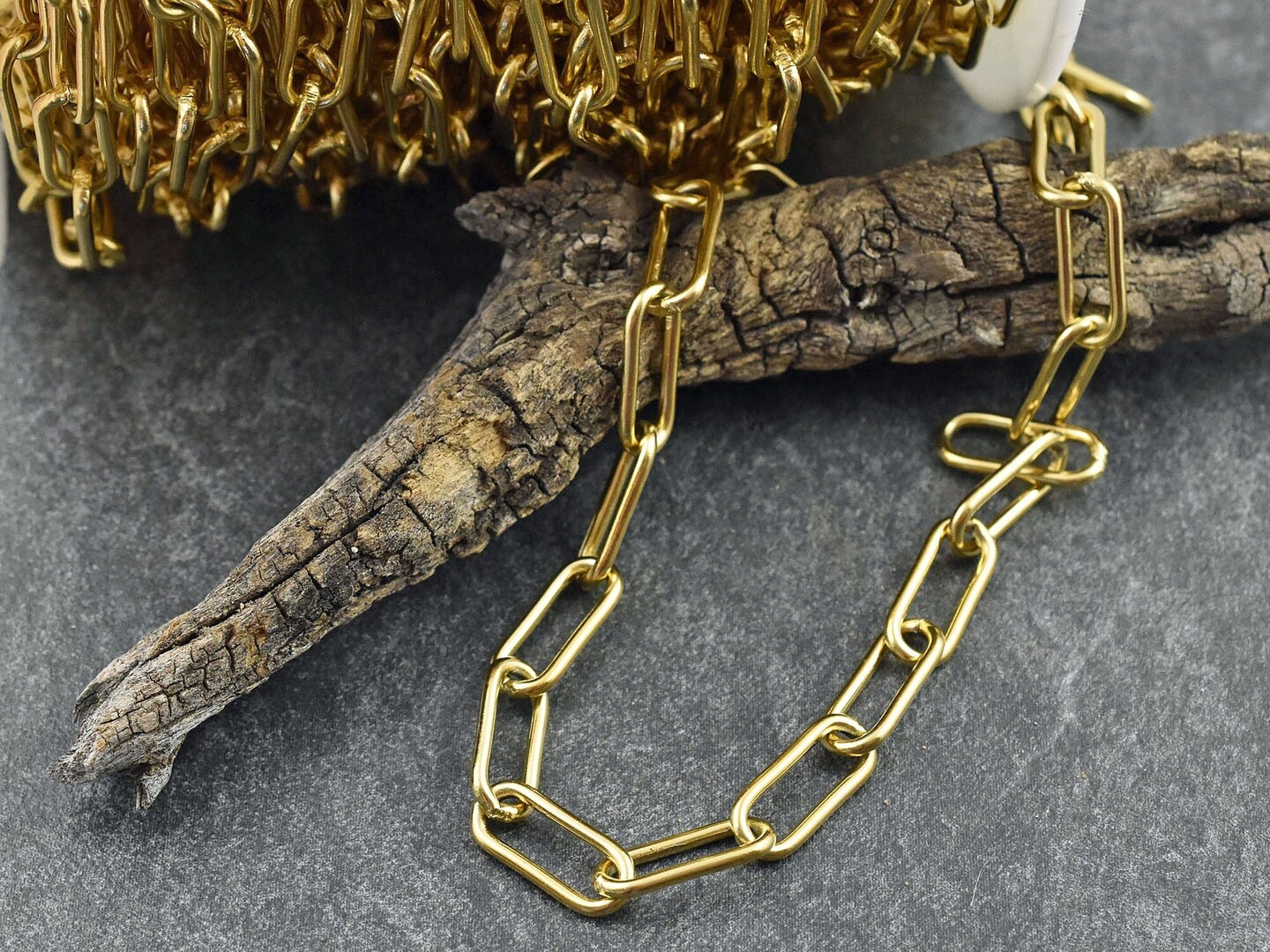 Vacuum Plated (Gold) 304 Stainless Steel Paperclip Chain 17x7mm