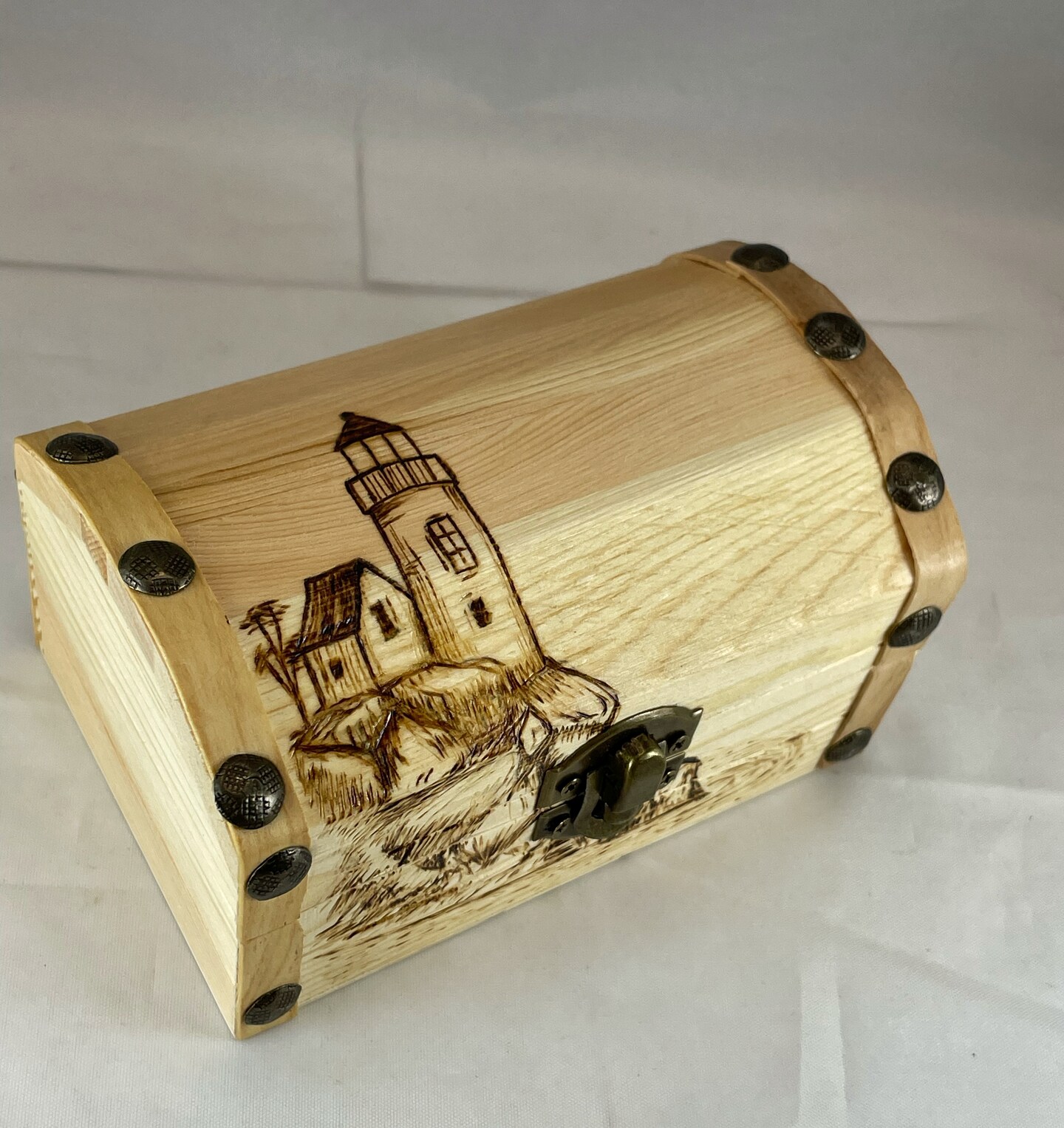 【新品】木製ケース (Lighthouse社製) 新品】木製ケース (Lighthouse社製) Amish-Made 8-Sided Wooden