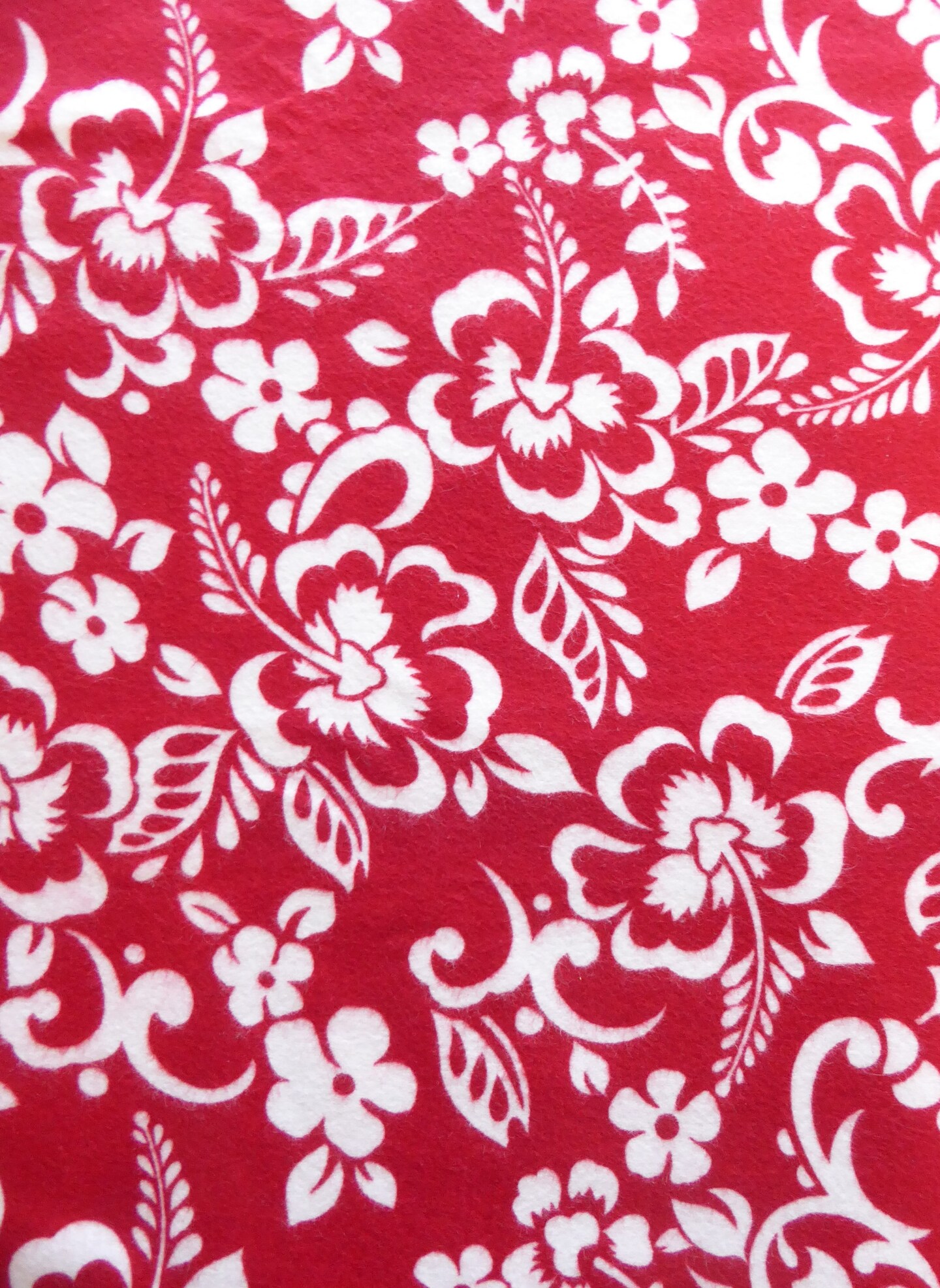 Flannel Vintage Hawaiian Red Flowers Cotton Flannel Fabric 1.5 Yard Piece