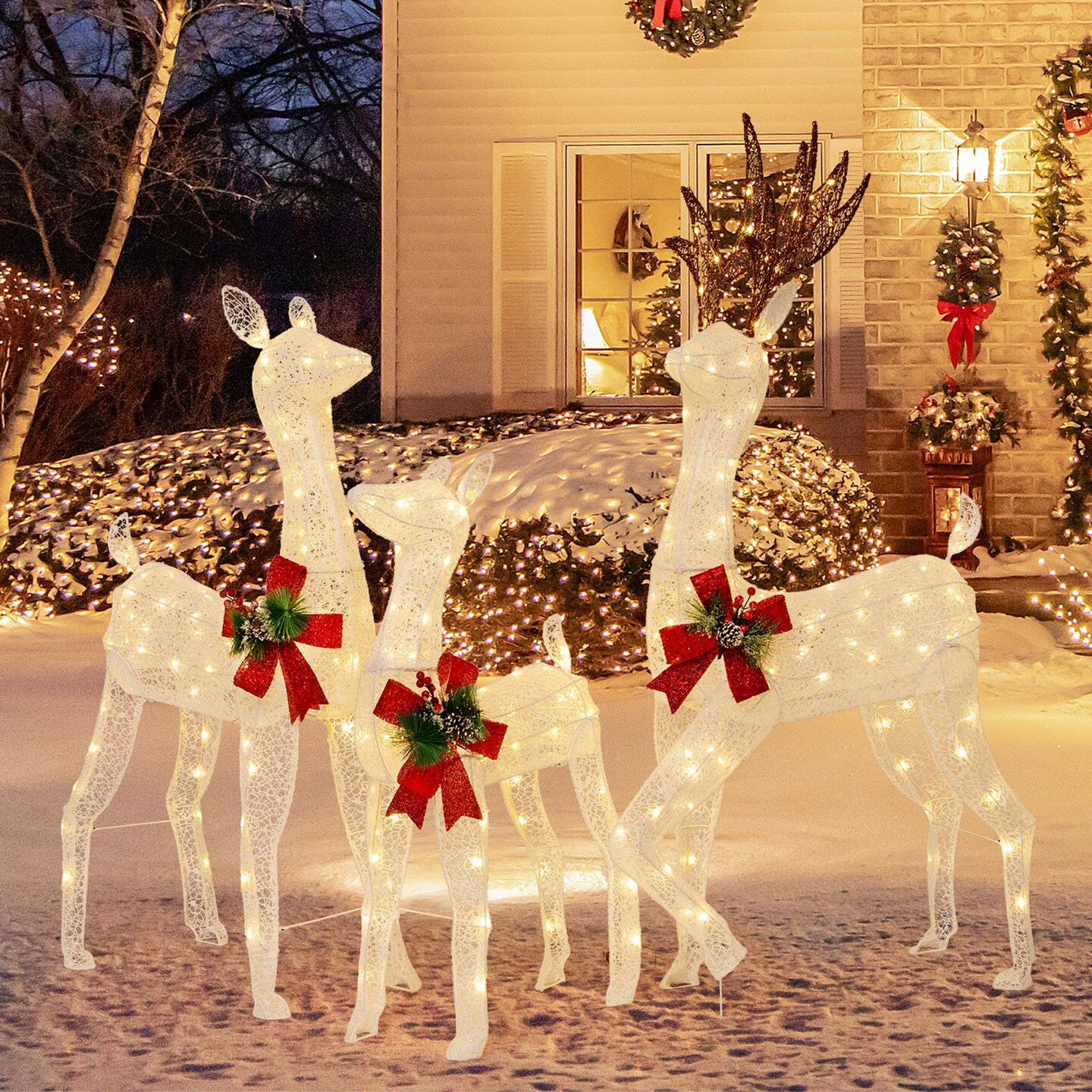 Costway 3 PCS Pre-lit Christmas Reindeer Family 3D Lighted Glitter Deer Xmas Decoration