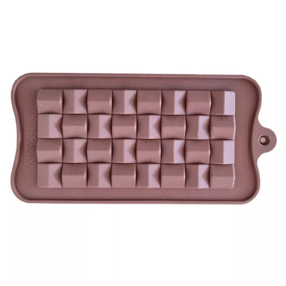 Chocolate Bar - Crisscross Checkers