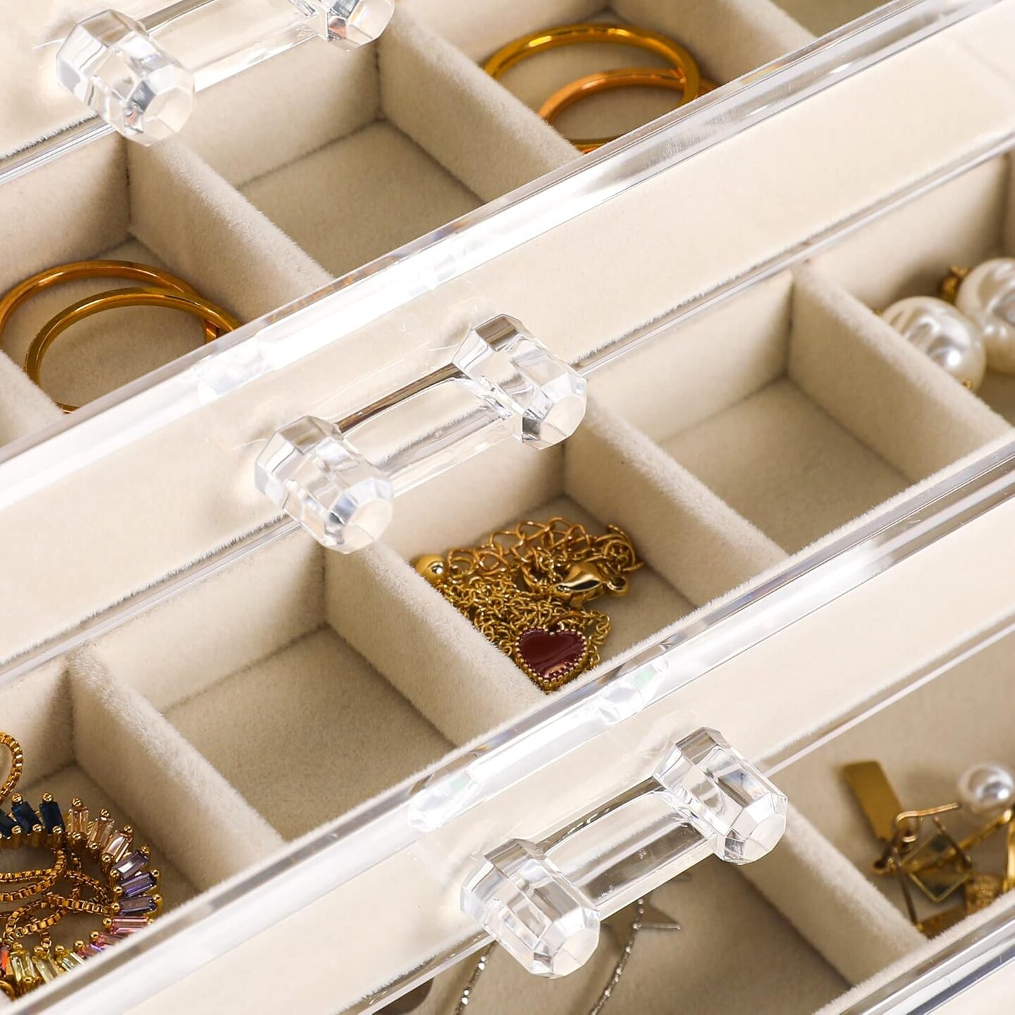 Acrylic Jewelry Organizer Earring Organizer Box with 5 Drawers Earring Holder Organizer with Velvet Trays Clear Jewelry Box for Women Earring Display for Rings Studs(Beige)