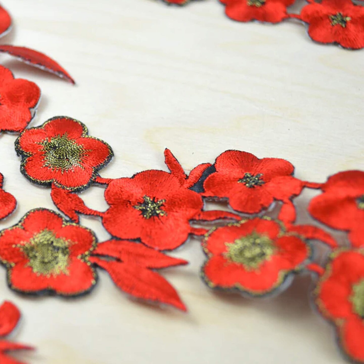 2 Pieces Red Gold Floral Appliques Embroidered Iron-On Flower Patches for Dresses, DIY & Costumes