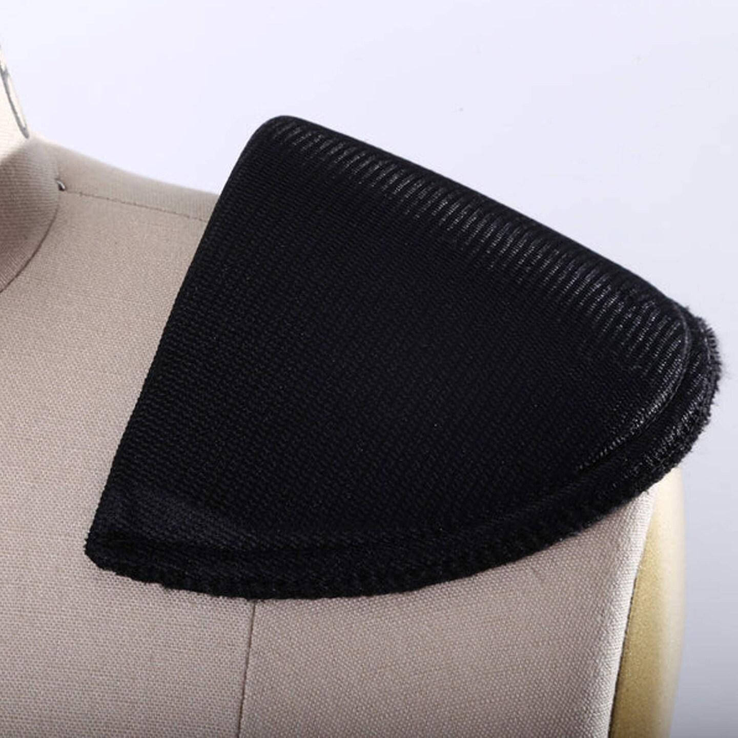 Large 1.5&#x22; Foam Shoulder Pads Pair for Blazer Jacket Coat Support in Black