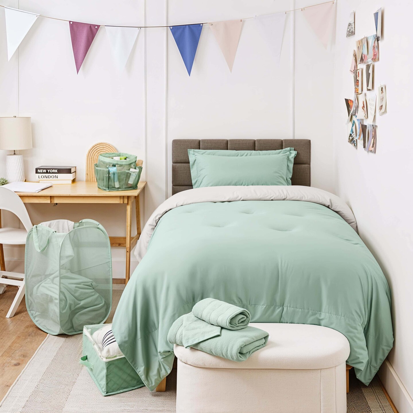 CraftBud Complete Dorm Room Set