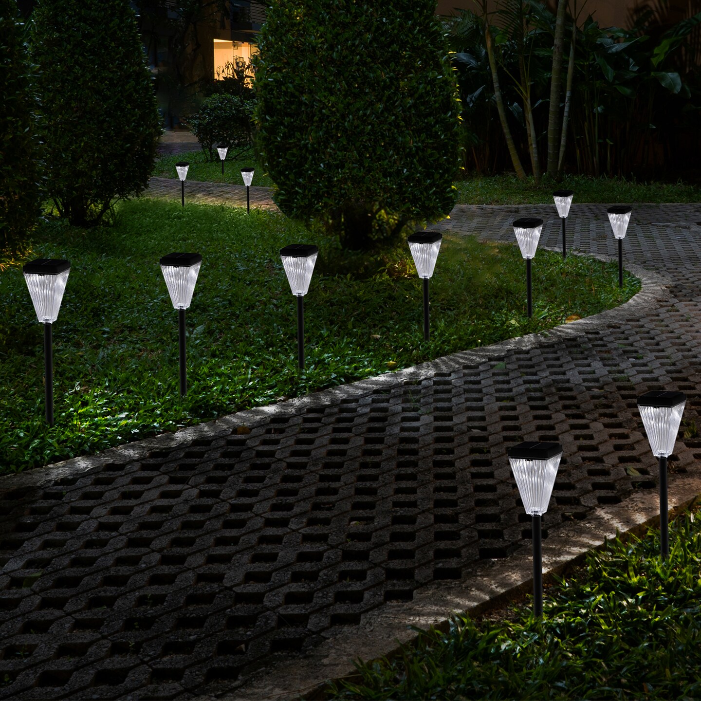 Solar Lamp Post Lights 2 Pack, Outdoor Solar Post Cap Lights Waterproof, Solar Pole Lights, Decorative Pillar Lamp for Yard Street Garden
