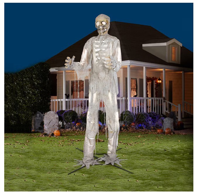 12-ft LED Lighted Mummy Halloween Animatronic