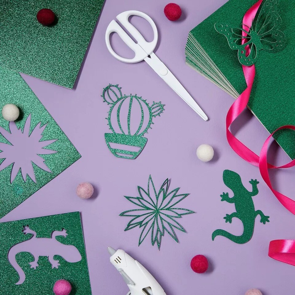 30 Sheets Glitter Green Cardstock Paper for DIY Crafts, 300GSM, 8.5 x 11 In