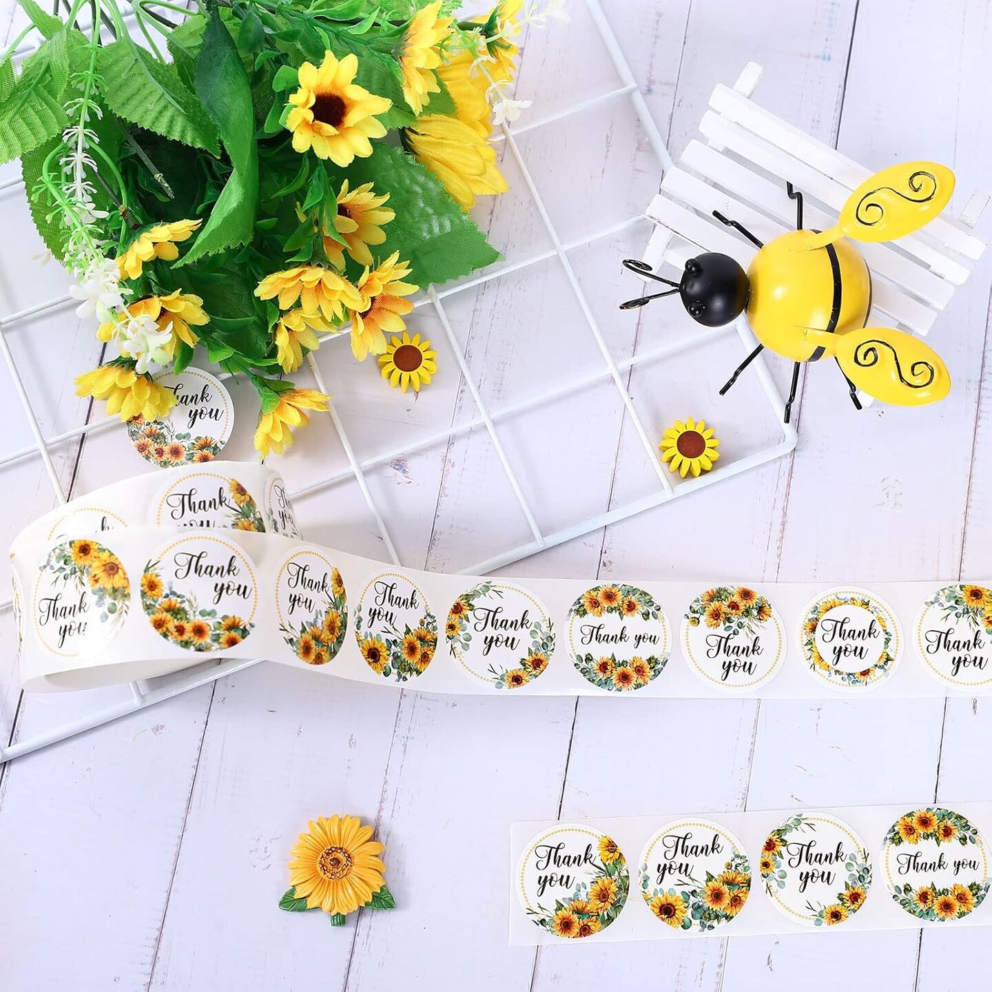 1000Pcs Sunflower Stickers, Baby Shower Thank You Stickers in Roll, Bridal Shower Wedding Favor Decal Stickers, Sun Flowers Round Decal Labels for Spring Summer Party Envelope Baking Bag