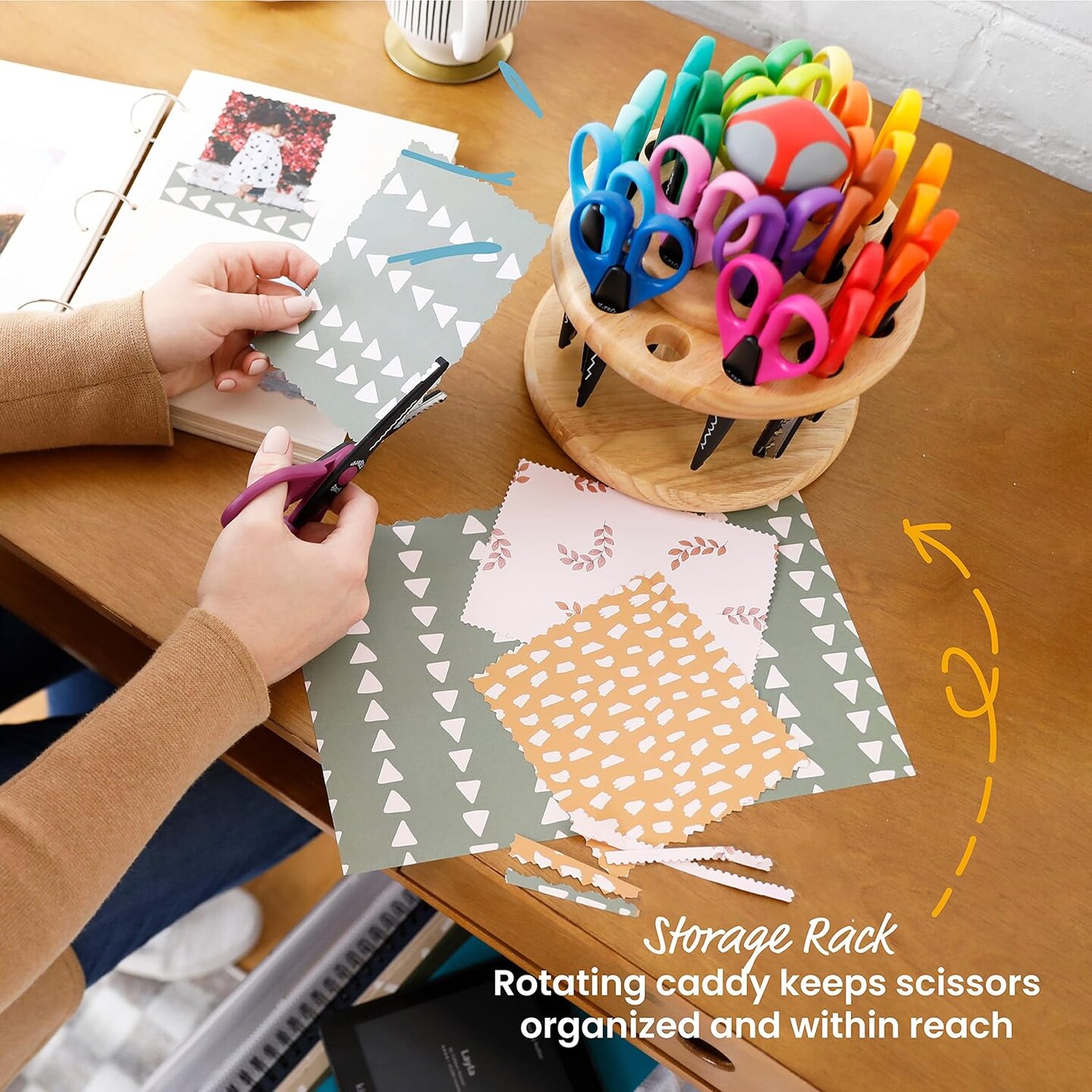 Kraft Edgers with Rotating Hardwood Rack, Decorative Scissors, Assorted, 18-Piece