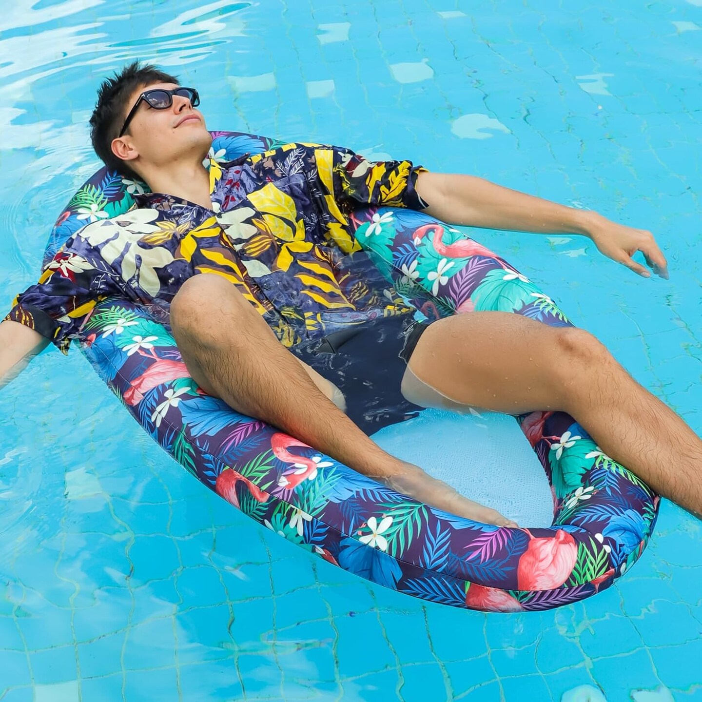 thumbnail image 2 of FindUWill Inflatable Pool Lounger - Large Fabric-Covered Float With Mesh Center For Adults 2 of 12