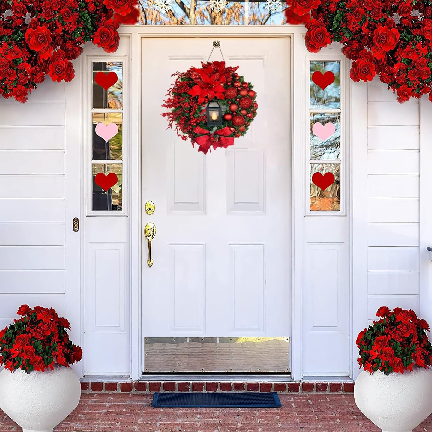 Pre-Lit Christmas Wreath With Lights (Red) 4"D x 17.6"W x 17.6"H