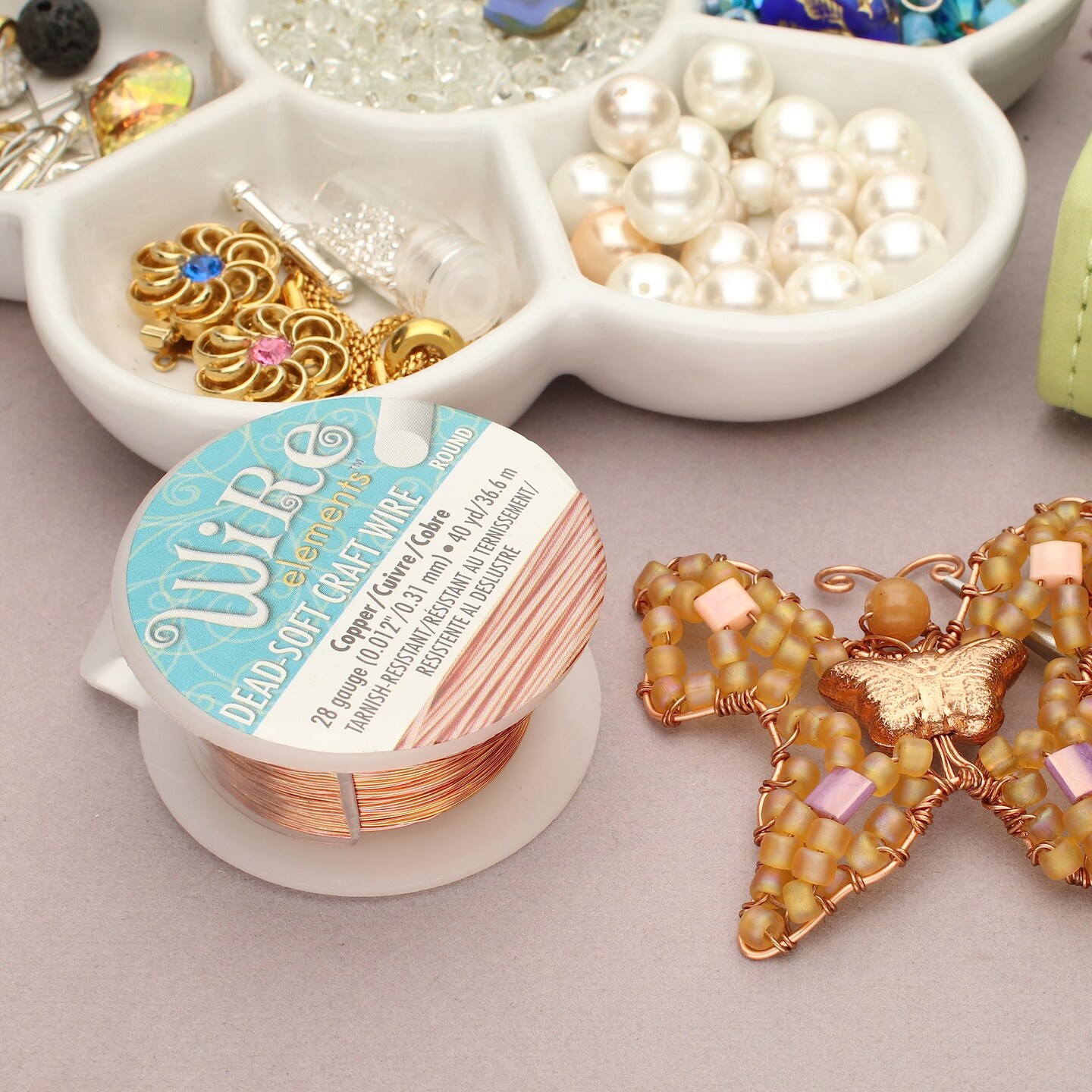 The Beadsmith CW Button