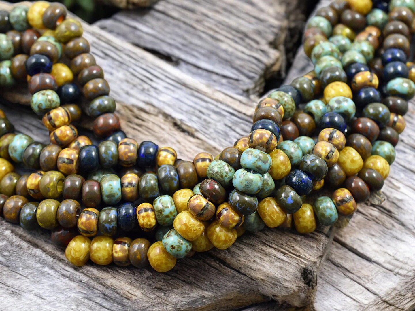33/0 Aged Caribbean Striped Picasso Seed Bead Mix (9" Strand)