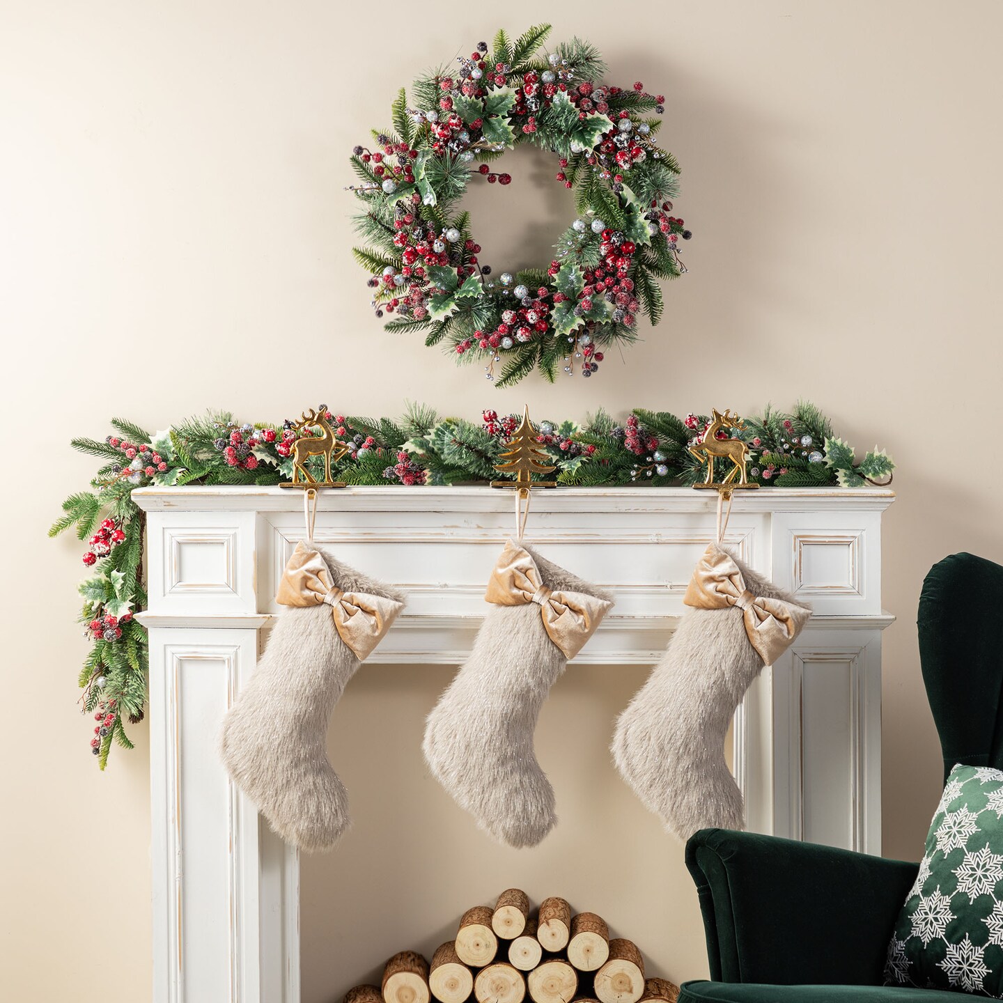 Christmas Faux Fox Fur Stocking with Bow/ Christmas Tree Skirt Set