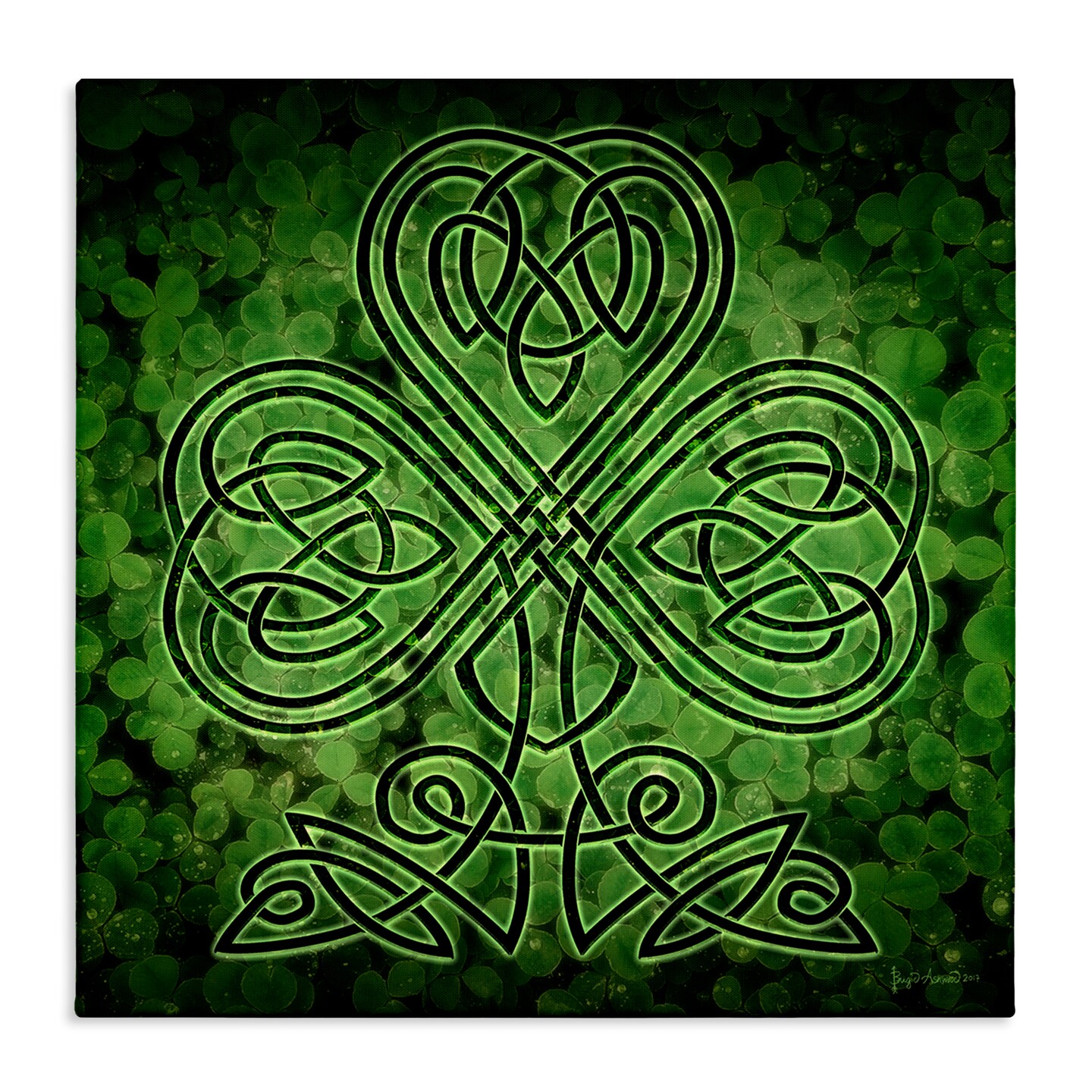 Stupell Industries Green Celtic Shamrock Knot Canvas Wall Art