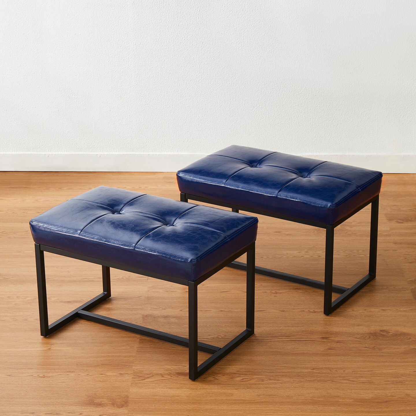 24&#x22;W Modern PU Leather Button-tufted Ottoman Foot Stool