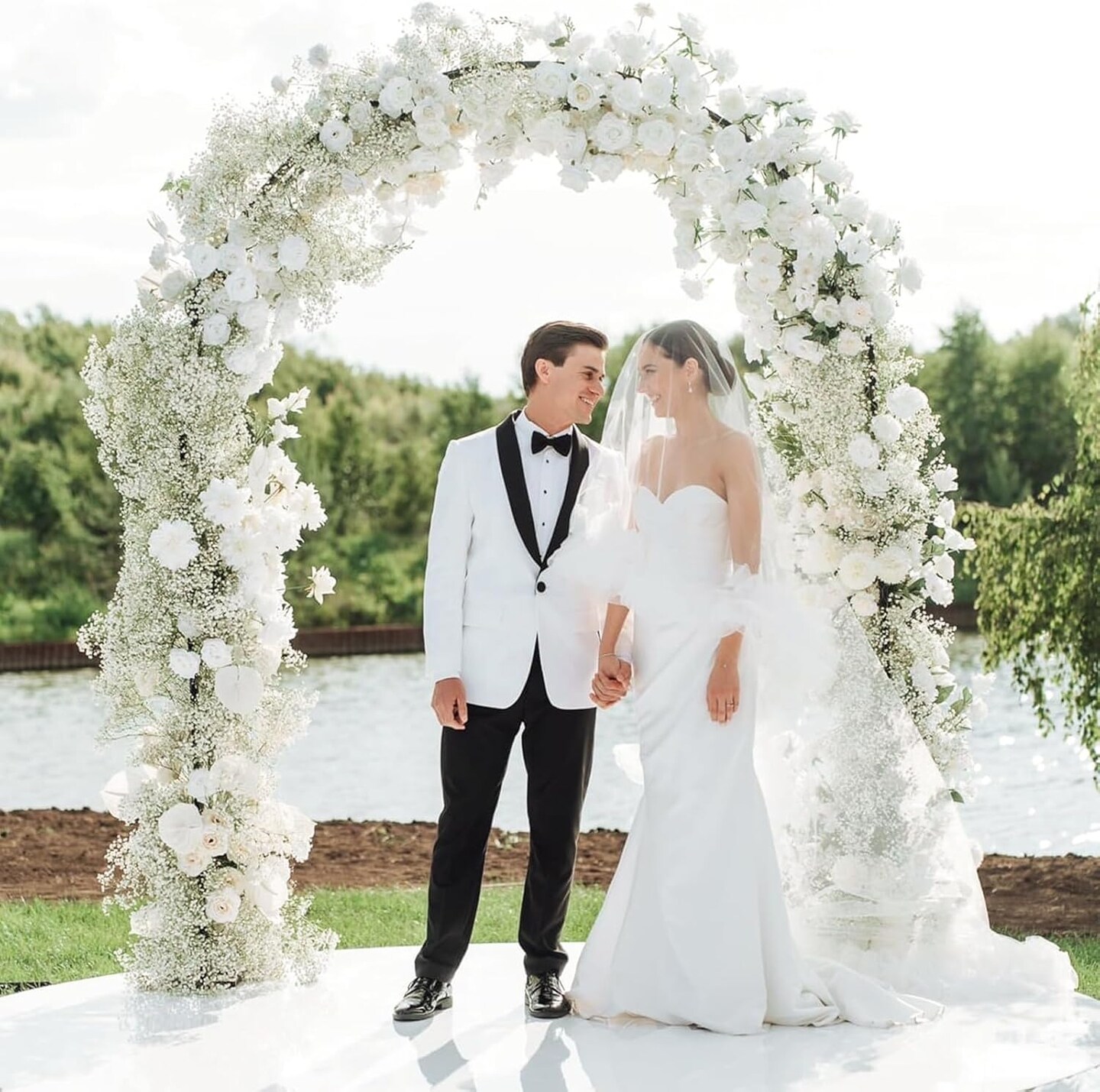 20 Pcs Babys Breath Artificial Flowers, Fake Babys Breath Flowers Artificial Bulk, Faux Gypsophila Babies Breath Real Touch Flowers for Wedding Bouquet Floral Arrangement Party Home Decor