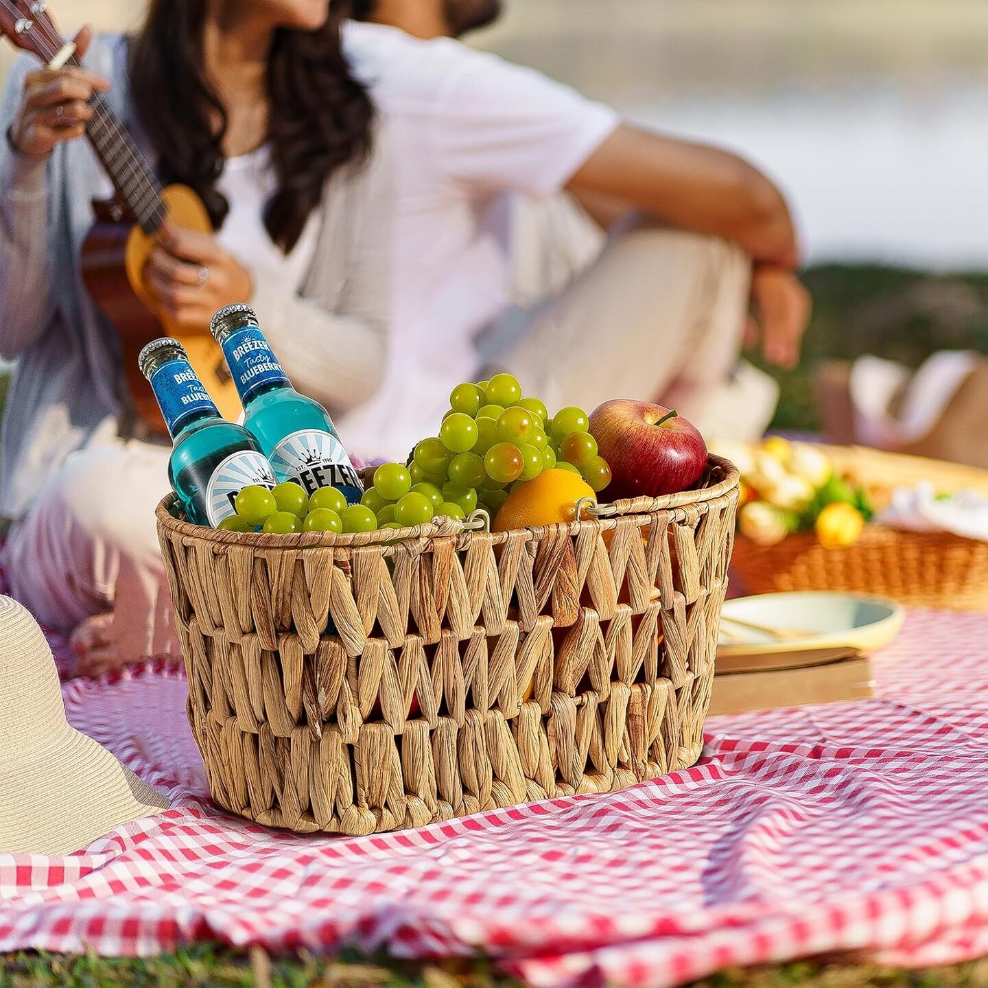 Picnic Basket for 2 Pack, Natural Nesting Wicker Picnic Basket with Handle, Hand-Woven Water Hyacinth Storage Basket for Camping & Outdoor Use