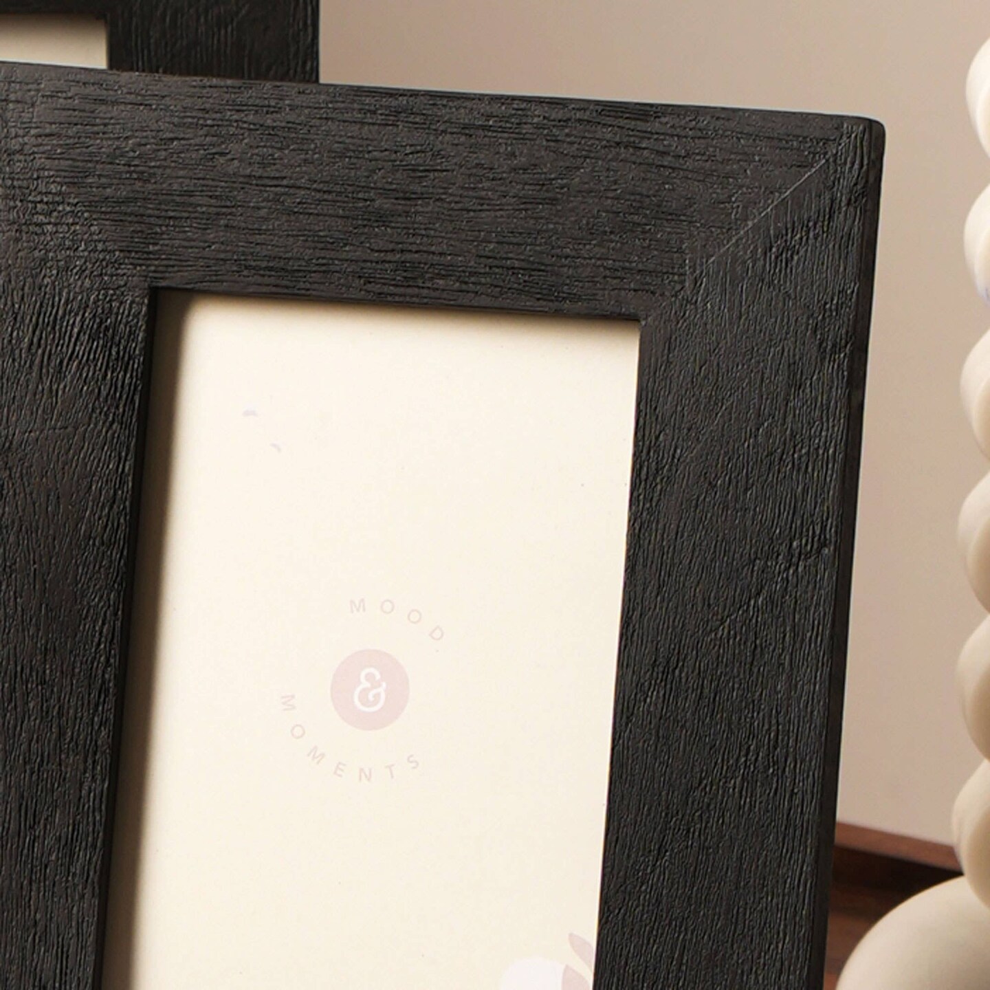 Dark Elegance Photo Frame